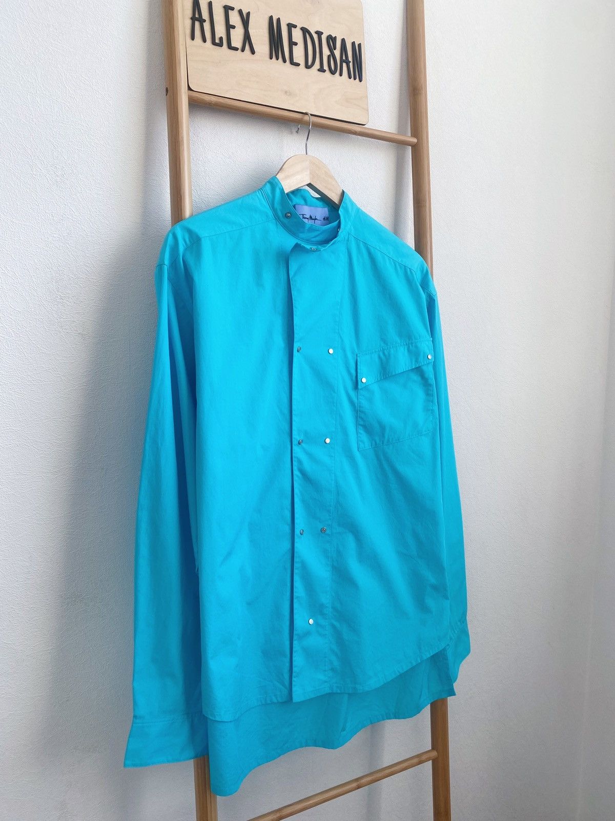 H&M × Mugler × Thierry Mugler Mugler x H&M Double-breasted Poplin Shirt Size М Size US M / EU 48-50 / 2 - 24 Thumbnail