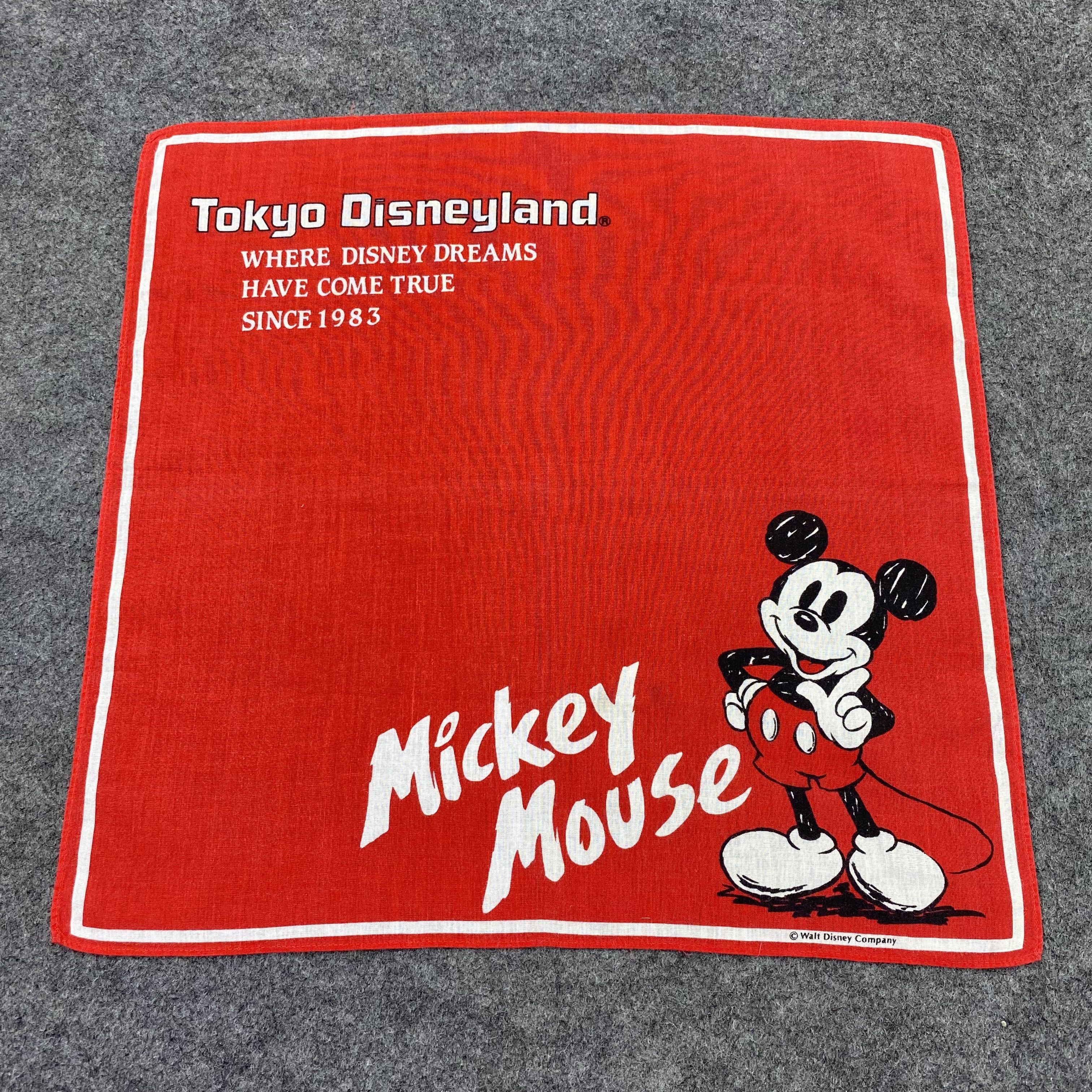 Anime Tokyo Disneyland Handkerchief Cartoon Mickey mouse-B1416 Size ONE SIZE - 1 Thumbnail