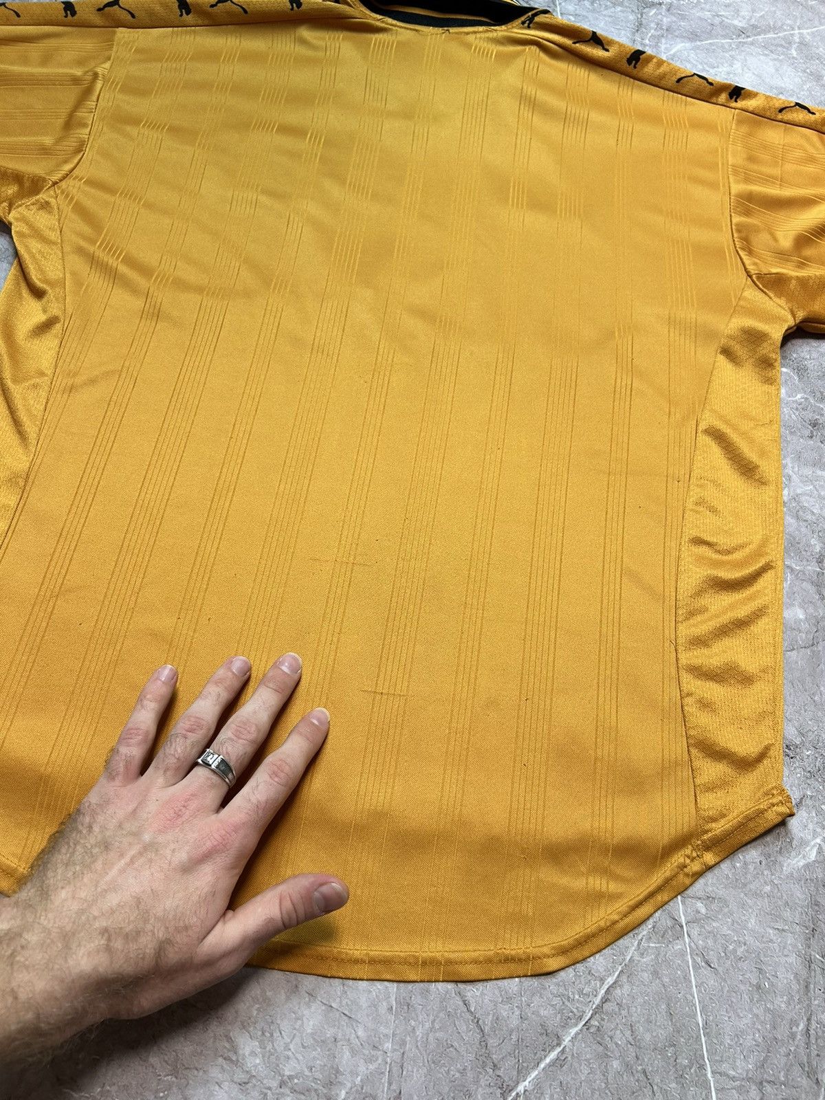 Puma × Vintage Vintage 1998 Wolverhampton Soccer Jersey size L Size US L / EU 52-54 / 3 - 5 Thumbnail