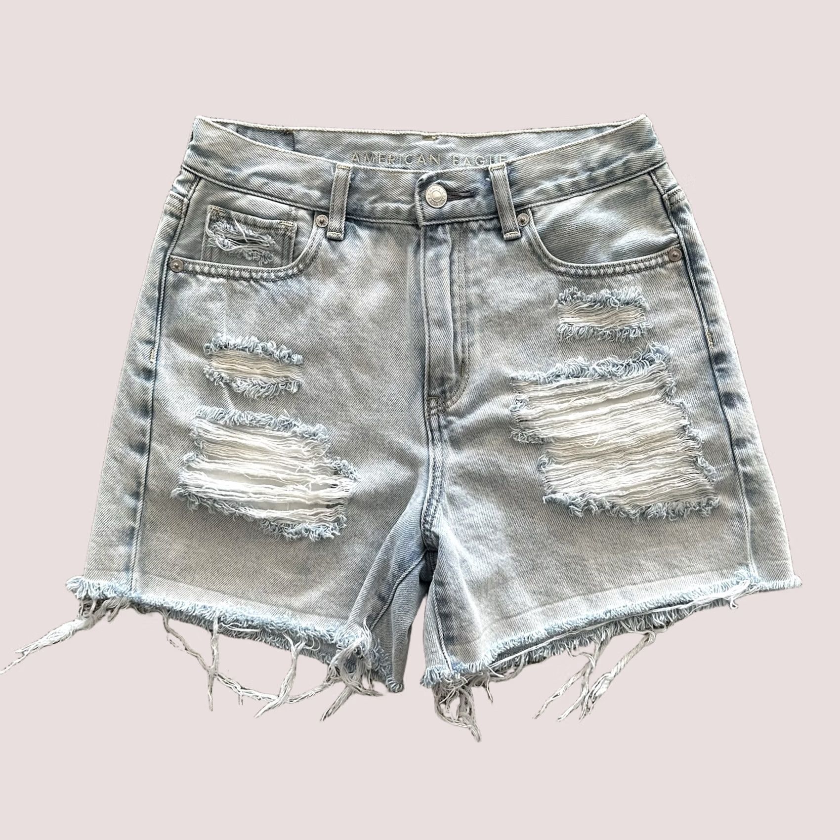 American Eagle Outfitters VINTAGE American Eagle Shorts Womens 2 27x4 High Rise Mom Distressed Raw Cut Off Blue 100% Cotton Denim Womens Distressed Jeans 90s Theme Mens, Womens Size 28" / US 6 / IT 42 - 1 Thumbnail