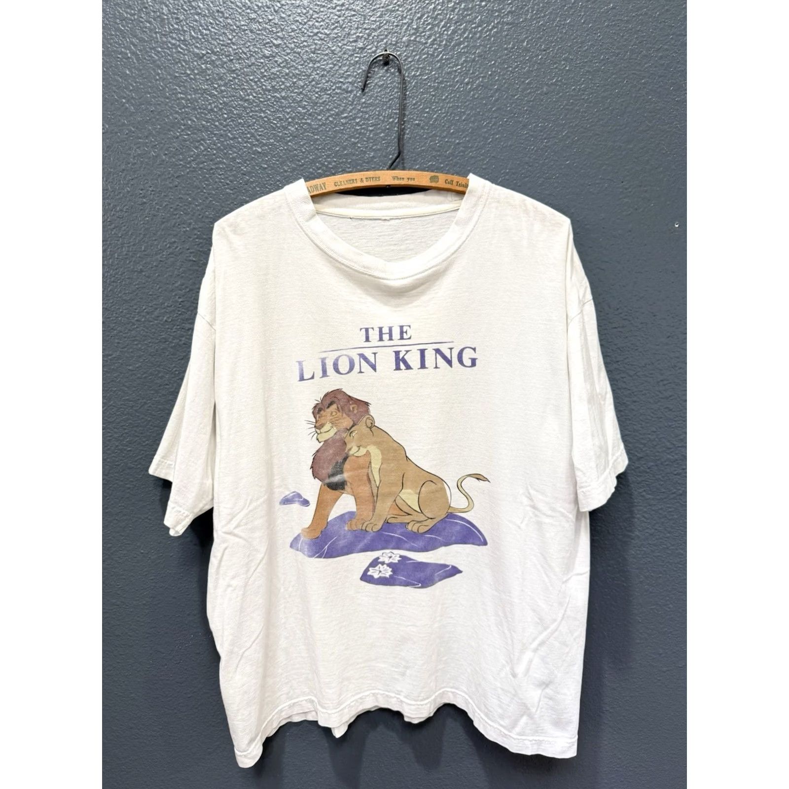 Disney VINTAGE Disney The Lion King White Movie Promo Tee Shirt L Mens Large Size US L / EU 52-54 / 3 - 3 Thumbnail
