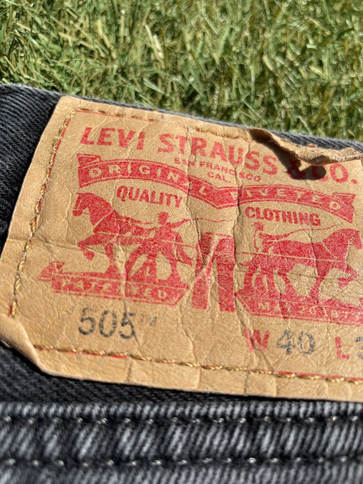 Levi's Vintage Levis 505 Jeans Men's Black Denim Men’s Size 38x27 Size US 38 / EU 54 - 7 Thumbnail