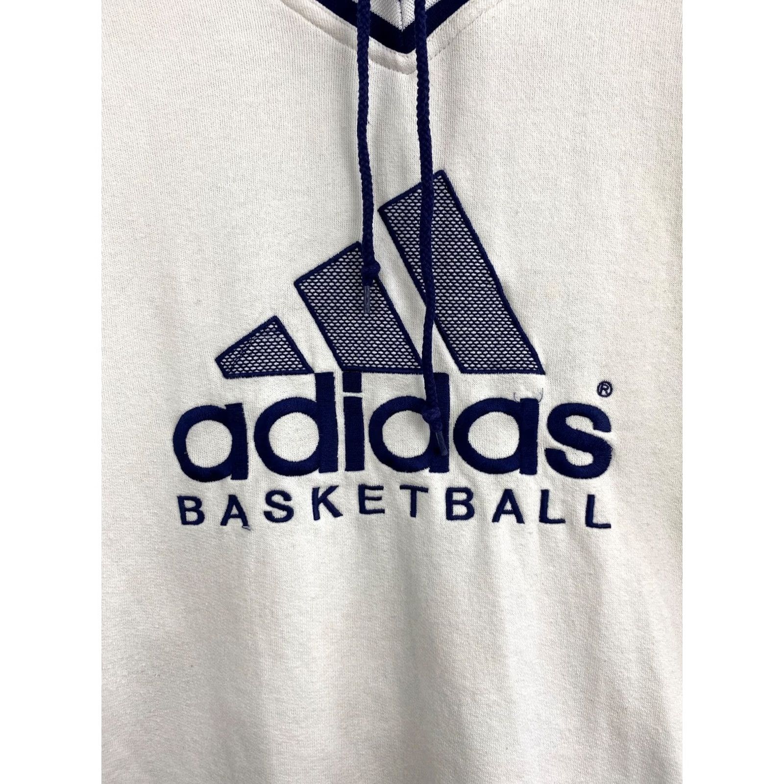 Adidas VINTAGE Adidas Basketball Hoodie Mens L White 90s 90s Basketball Hoodie Retro Rare Y2K Comfort Pullover Shirt Size US L / EU 52-54 / 3 - 4 Thumbnail