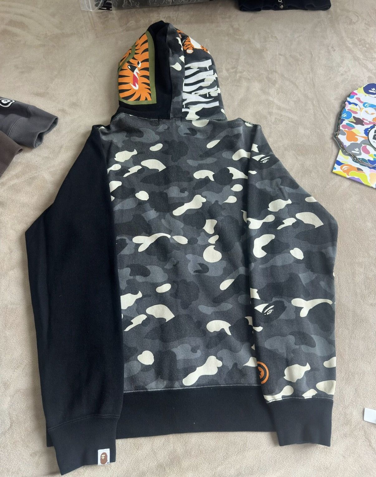 Bape BAPE Shark Head Color Block Camo Jacket K5 Size US L / EU 52-54 / 3 - 2 Thumbnail