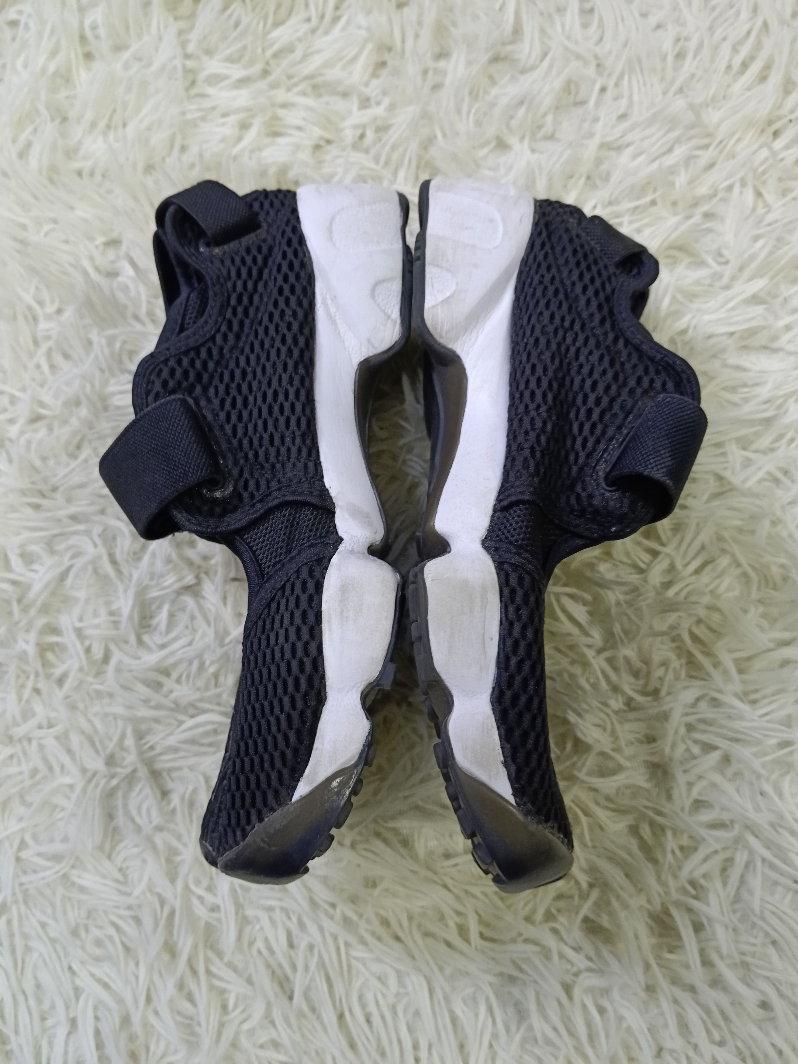 Nike NIKE TABI SANDLAS Size US 7 / IT 37 - 4 Thumbnail