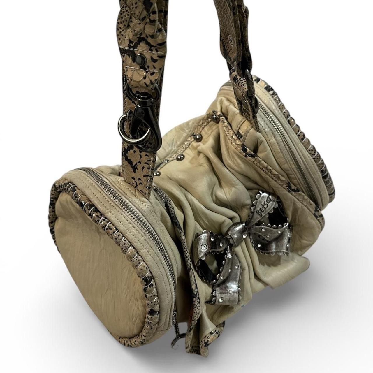 Betsey Johnson Vintage Betsy Johnson Leather and Snakeskin Boston Bag Size ONE SIZE - 2 Thumbnail