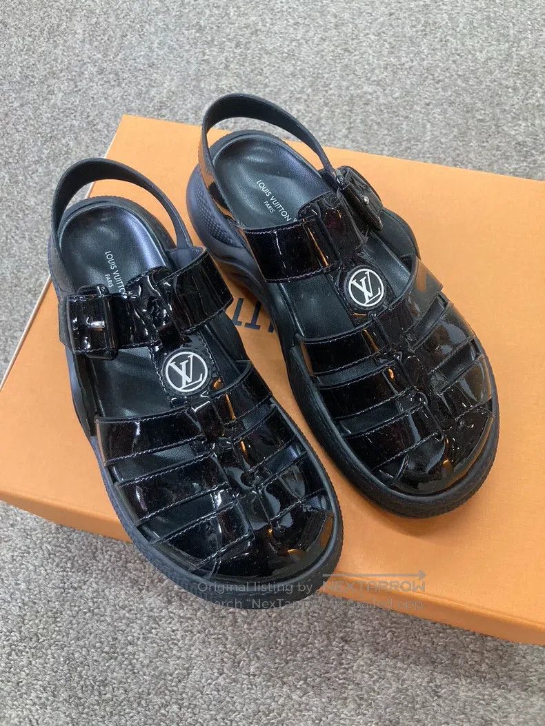 Louis Vuitton Louis Vuitton Black patent leather Roman sandals Size US 4.5 / IT 34.5 - 1 Thumbnail