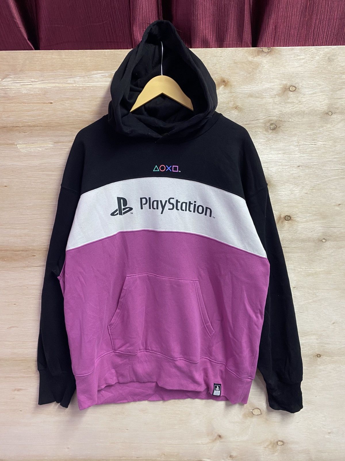 Playstation GU x PlayStation color-blocked hoodie. Size US XL / EU 56 / 4 - 1 Thumbnail