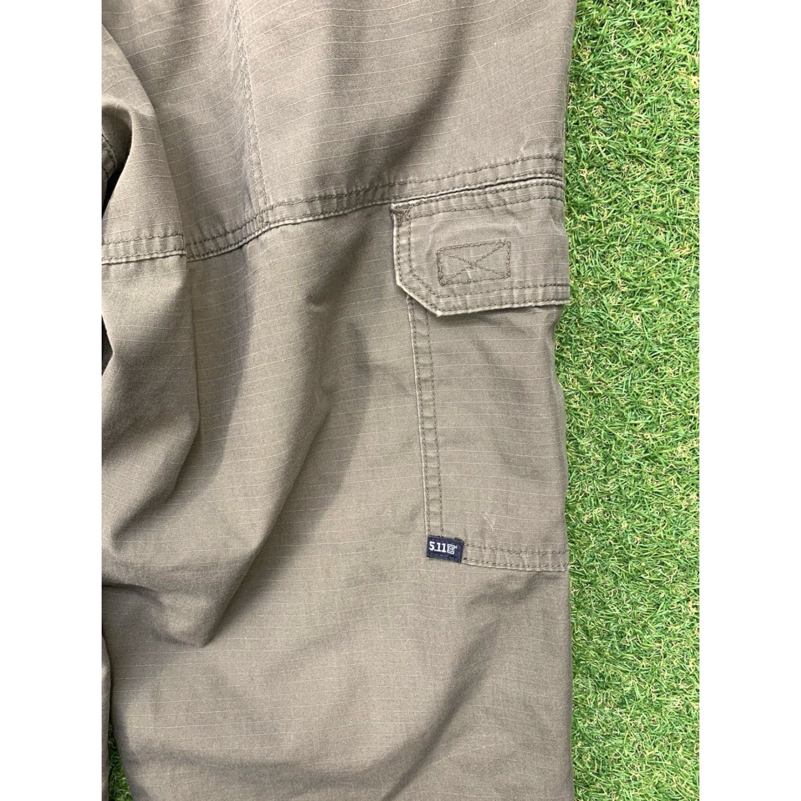 Vintage 5.11 Tactical Pants Mens 32x32 Cargo Ripstop Workwear Military Y2K Hike Outdoor Shirt/Pants? Size US 32 / EU 48 - 3 Thumbnail
