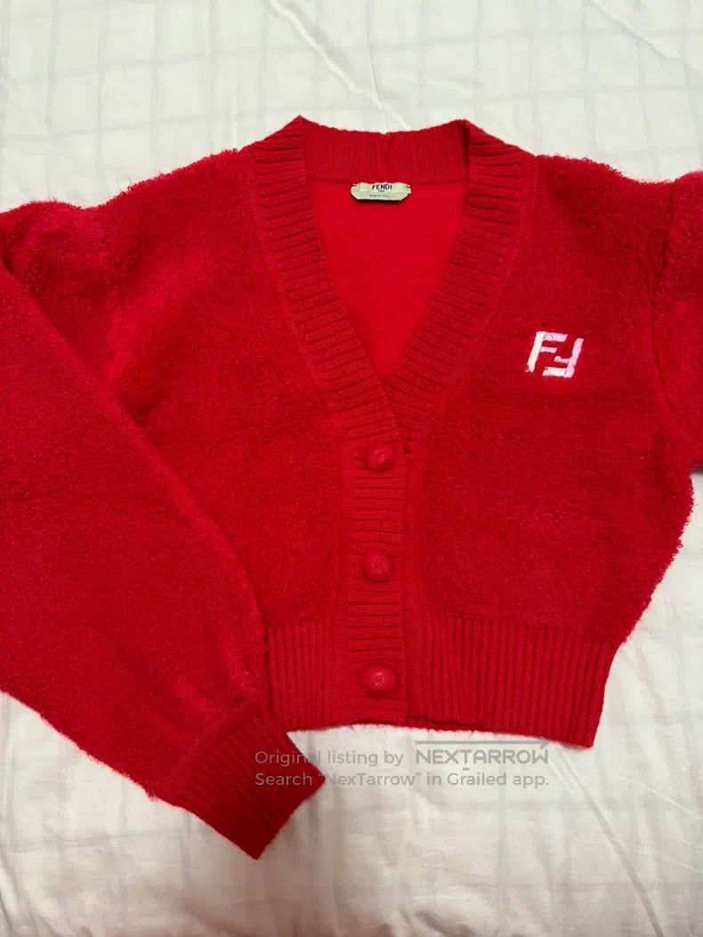 Fendi Fendi Mink Hair V-Neck Embroidered Letter Open Cardigan Sh Size XS / US 0-2 / IT 36-38 - 1 Thumbnail