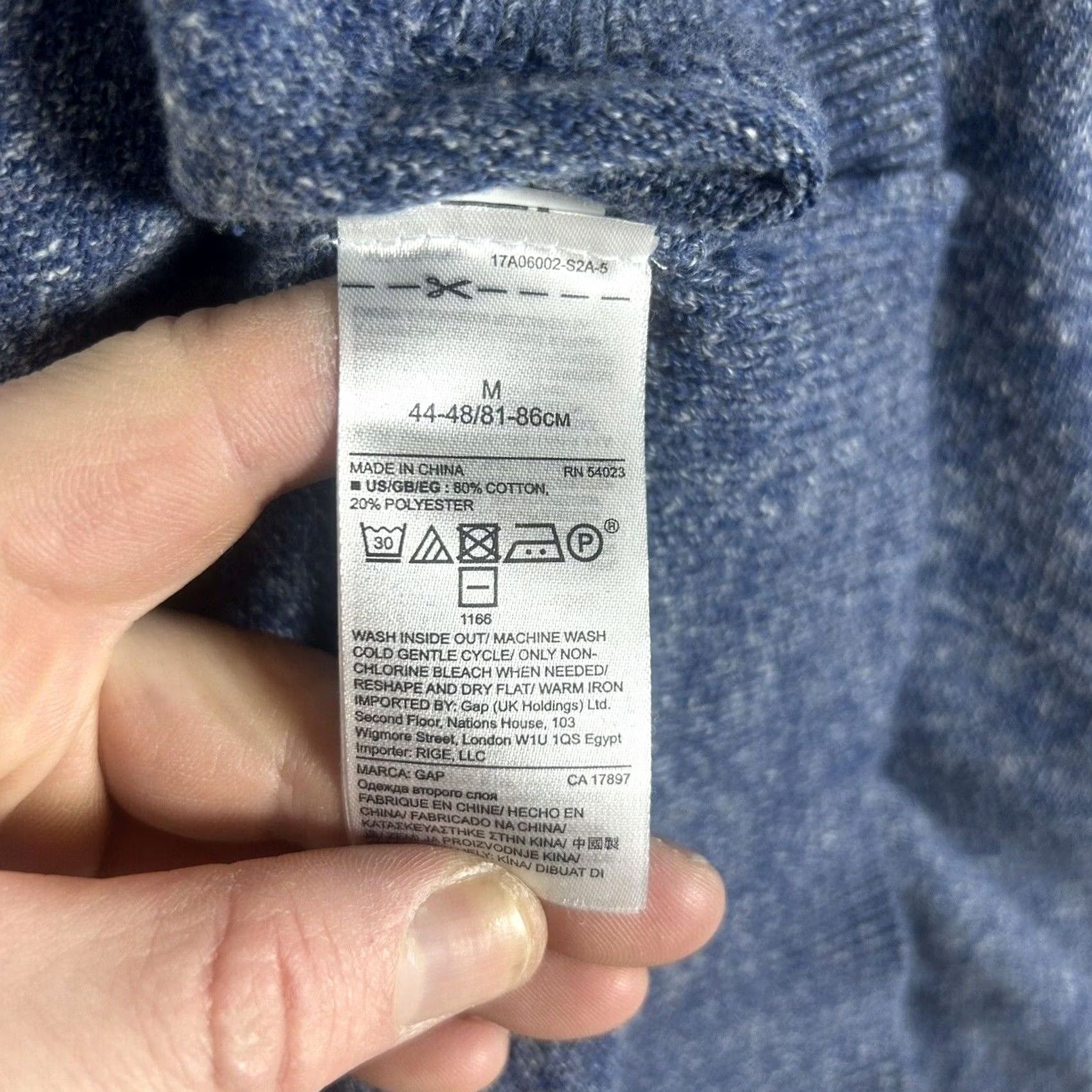 Gap Gap Men’s Blue V-Neck Lightweight Knit Cotton Blend Sweater Medium Size US M / EU 48-50 / 2 - 4 Thumbnail