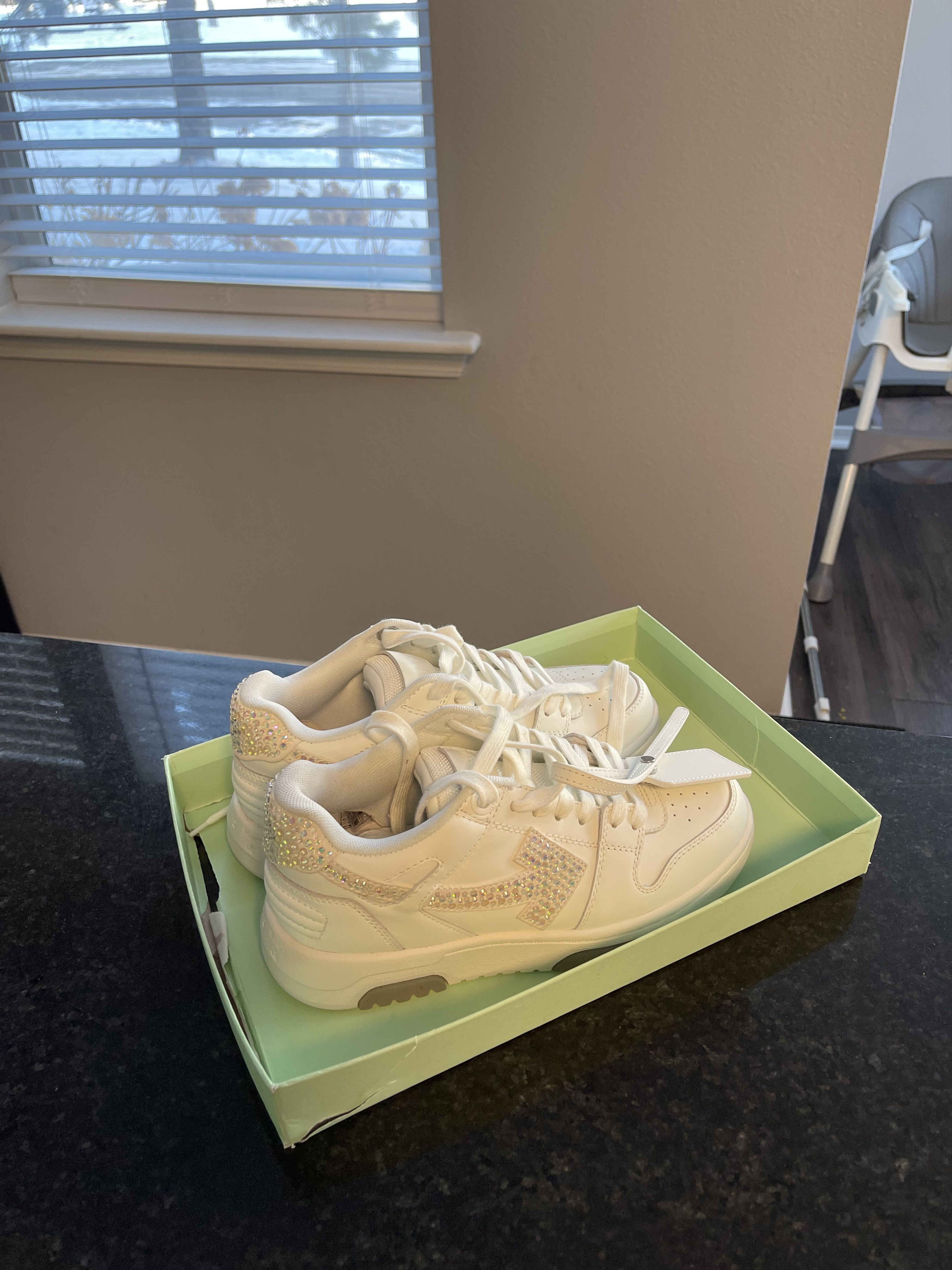 Off-White Off white sneakers Size US 6.5 / IT 36.5 - 1 Thumbnail