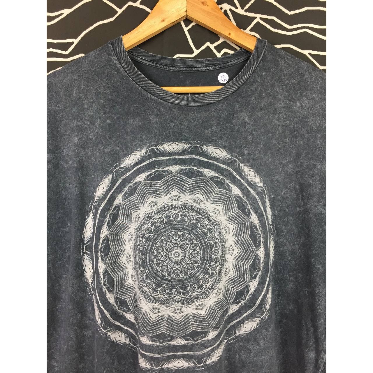 Vintage Life Clothing Co. Mandala Graphic Art Crewneck Tee Size US L / EU 52-54 / 3 - 3 Thumbnail