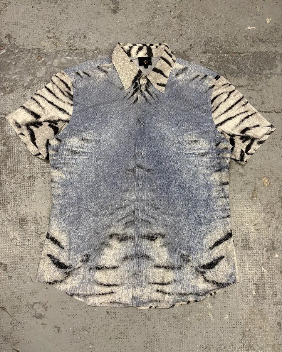 Roberto Cavalli 2000s Cavalli Blue & White Safari Zebra Short Sleeves Shirt Size US S / EU 44-46 / 1 - 1 Thumbnail