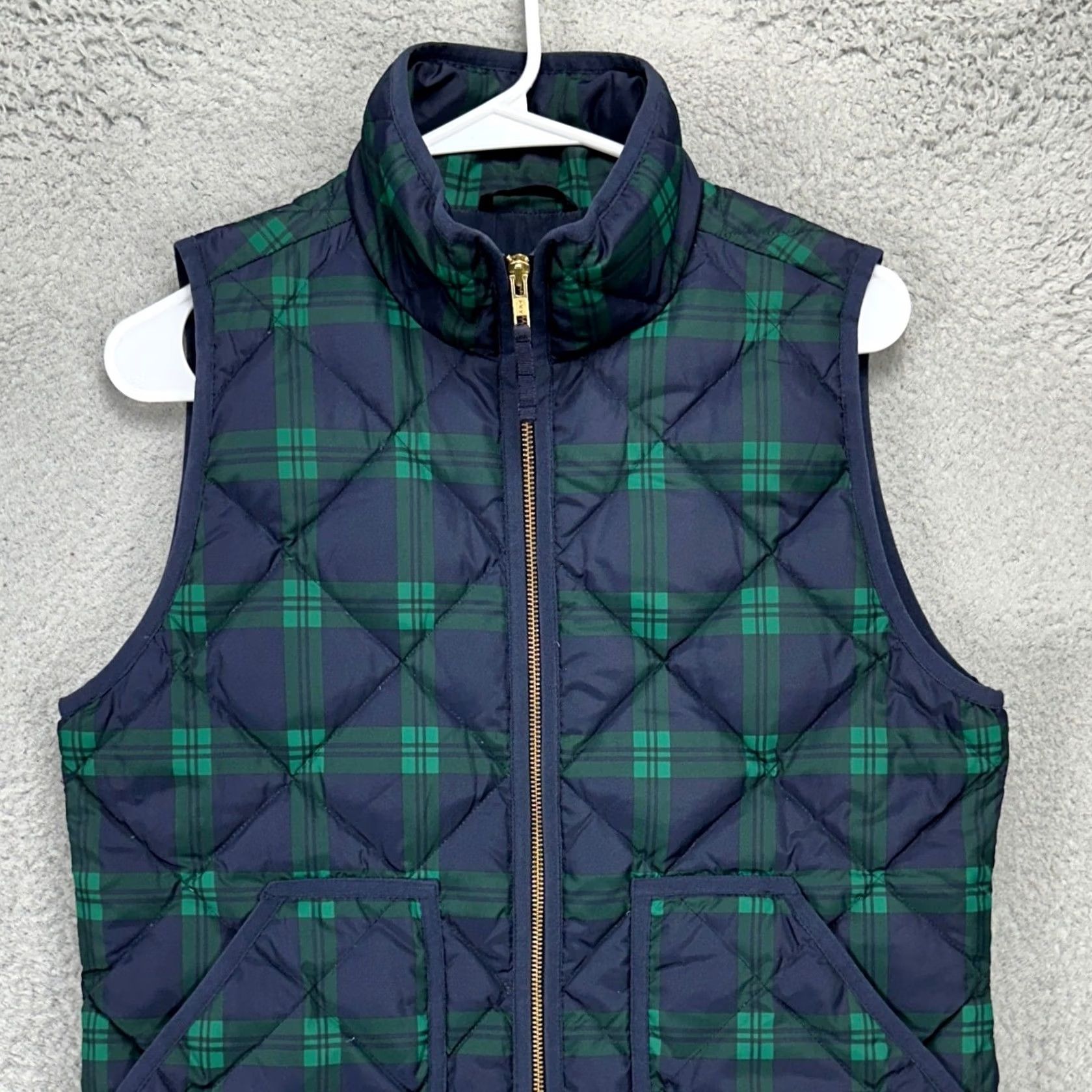 J.Crew J. Crew Vest Puffer Down Women Small Navy Blue Green Plaid Full Zip Sleeveless Vestway Size S / US 4 / IT 40 - 2 Thumbnail