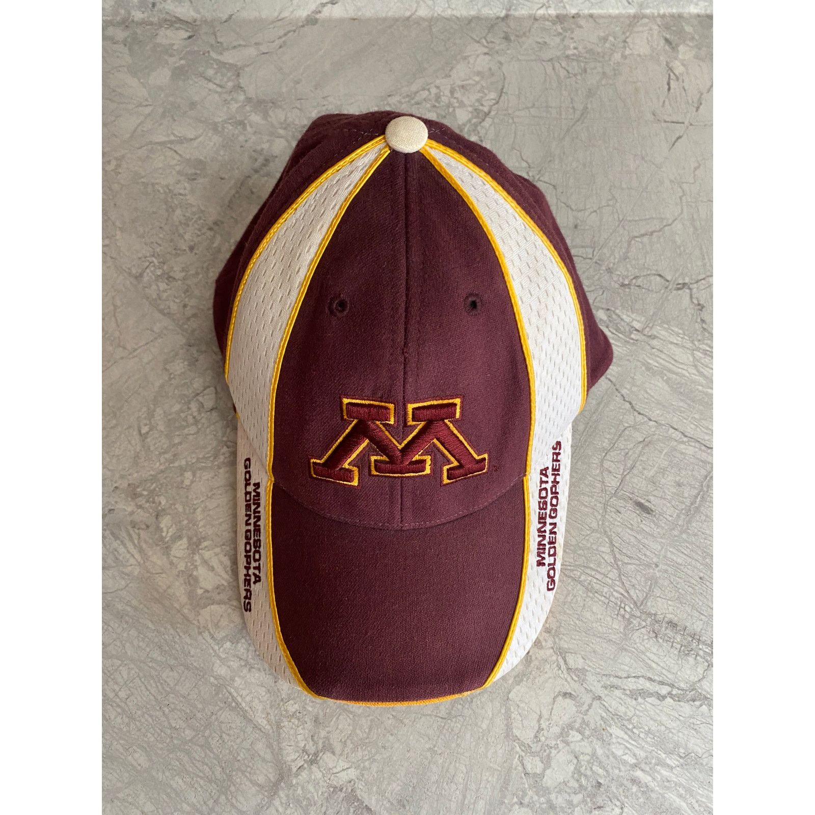 NCAA Minnesota Gophers Stretch-Fit Baseball Hat Size ONE SIZE - 3 Thumbnail