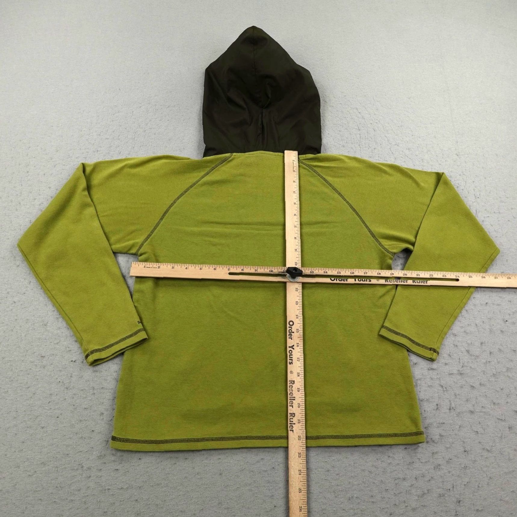 Patagonia VINTAGE Patagonia Hoodie Womens Medium Green Organic Cotton Pullover 2000 Y2K Logo Pocket Knit Modern Wear Size M / US 6-8 / IT 42-44 - 6 Thumbnail