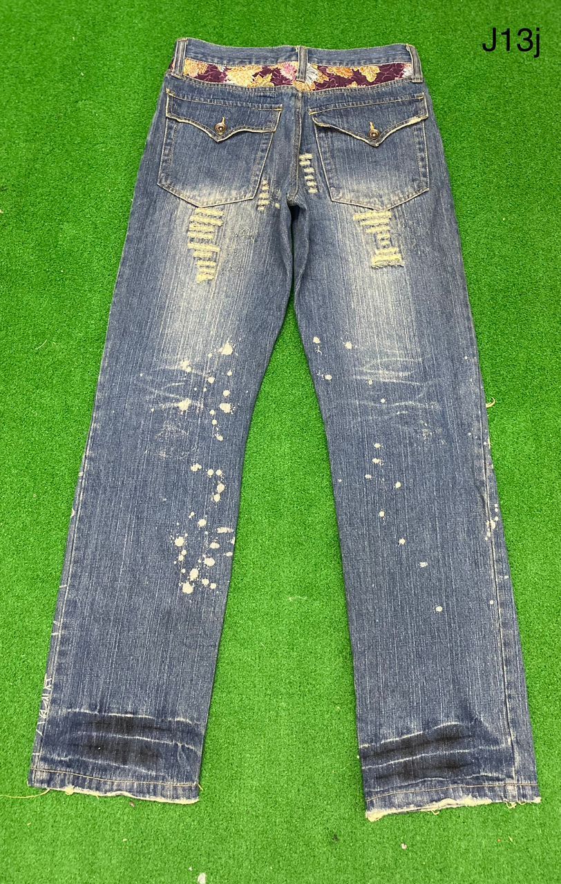 If Six Was Nine WORLD JEANS INTERNATIONAL SUKARJAN FISH KOI DESIGN DENIM Size US 30 / EU 46 - 2 Thumbnail