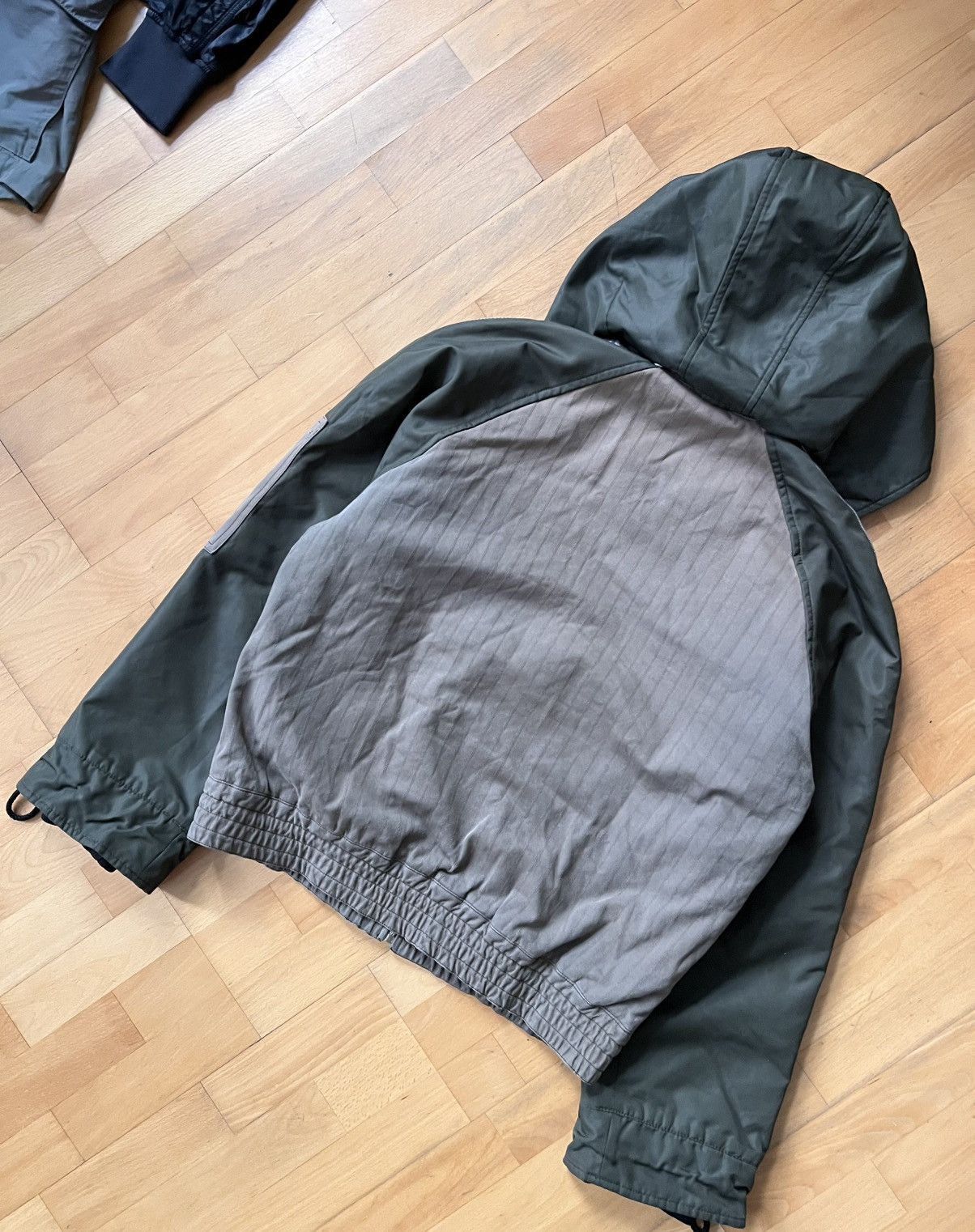 Dolce & Gabbana 2003 Dolce & Gabbana military style cropped fit jacket Size US L / EU 52-54 / 3 - 15 Thumbnail