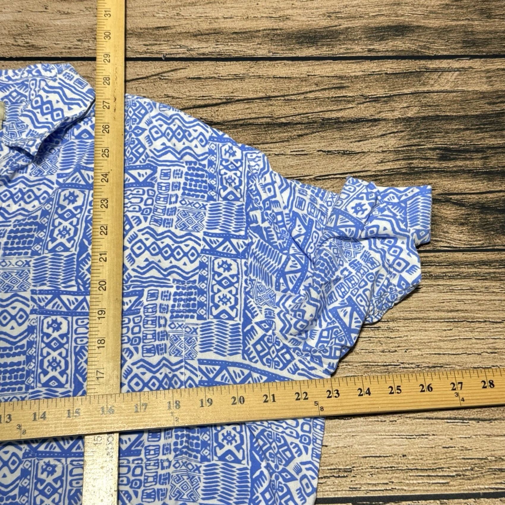Vintage Kenny Flowers Shirt Mens XL Blue Geometric Limited Edition Short Sleeve Rayon Button-Up - Regular Fit, Casual, Holiday, Indonesia, button-down Size US XL / EU 56 / 4 - 7 Thumbnail