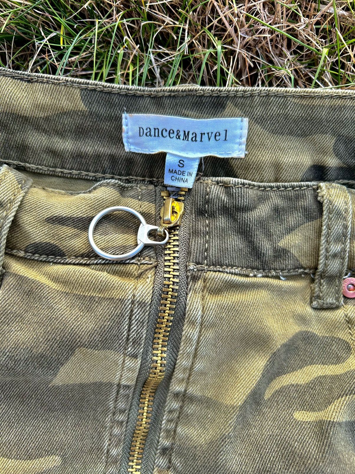 Other Dance & Marvel Camo Mini Skirt Size 27" / US 4 / IT 40 - 2 Thumbnail