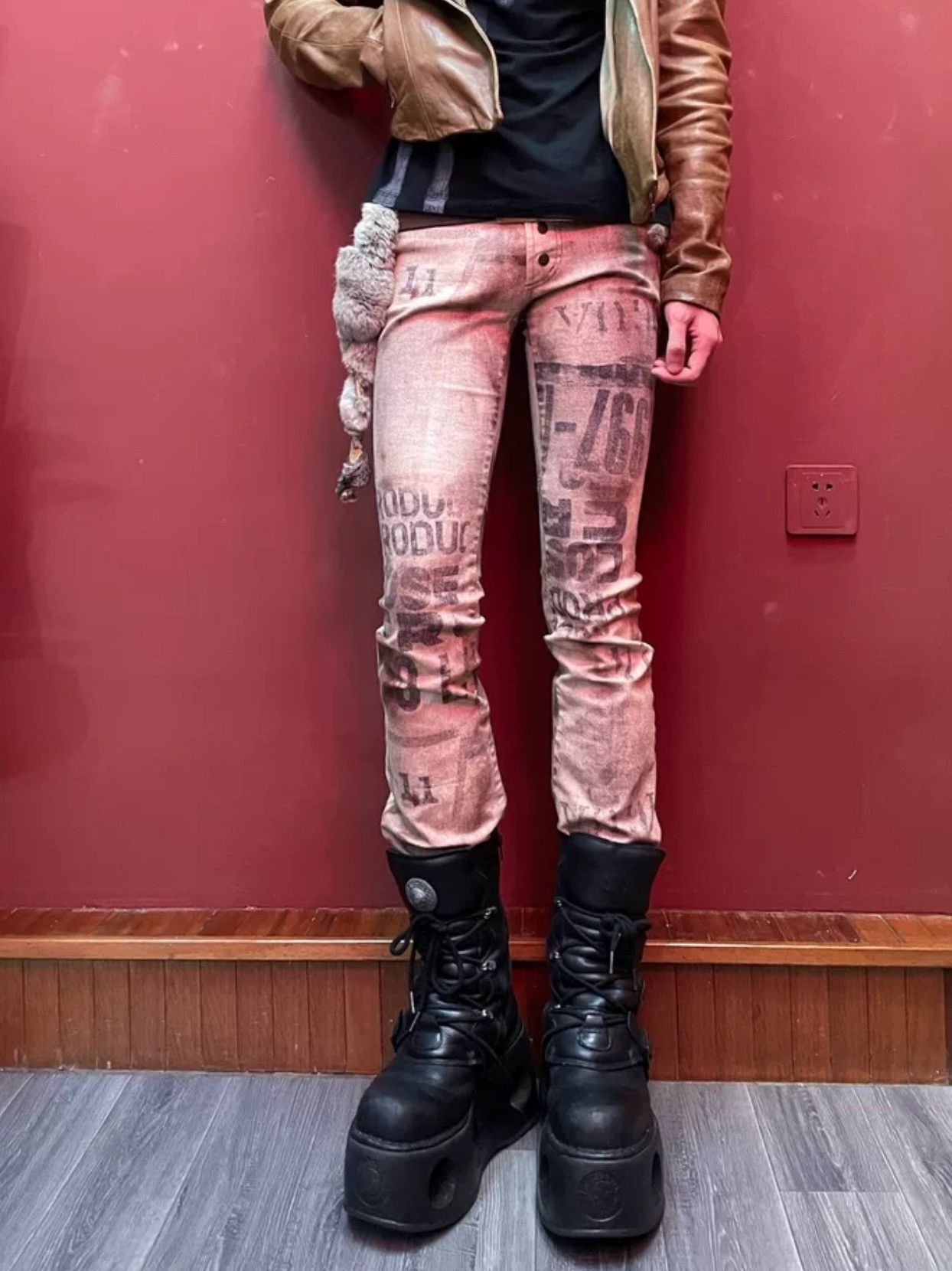 Japanese Brand × Le Grande Bleu (L.G.B.) l.g.b. japanese brand vhs print distressed denim pants Size 29" - 6 Thumbnail