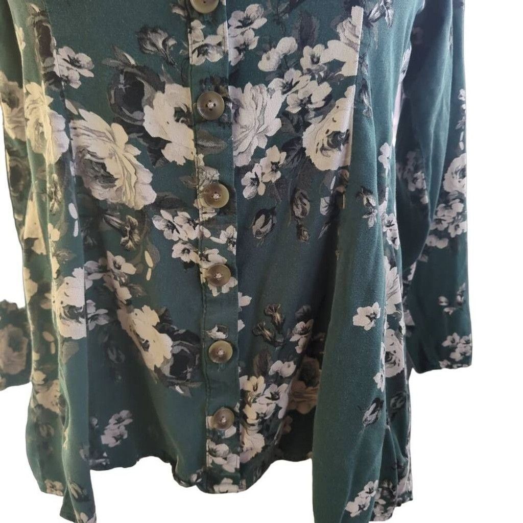 Torrid Torrid Women's Fit And Flare Stretch Challis Button Up Top Size XS / US 0-2 / IT 36-38 - 4 Thumbnail