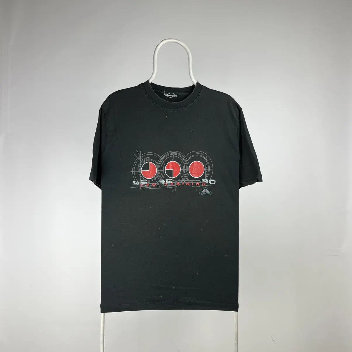 Nike Nike acg T-shirt vintage size Large Size US L / EU 52-54 / 3 - 1 Thumbnail