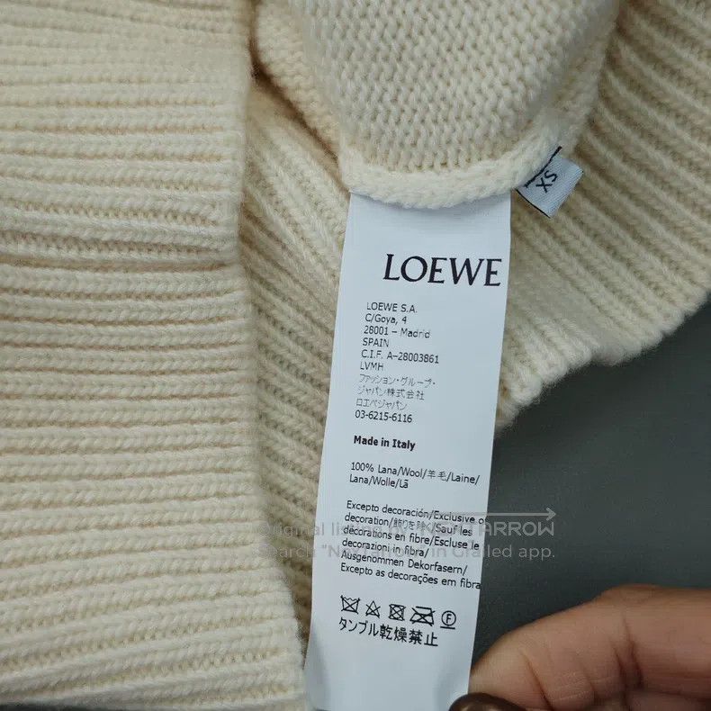 Loewe Loewe Beige heavy crystal embroidered logo wool sweater Size XS / US 0-2 / IT 36-38 - 6 Thumbnail