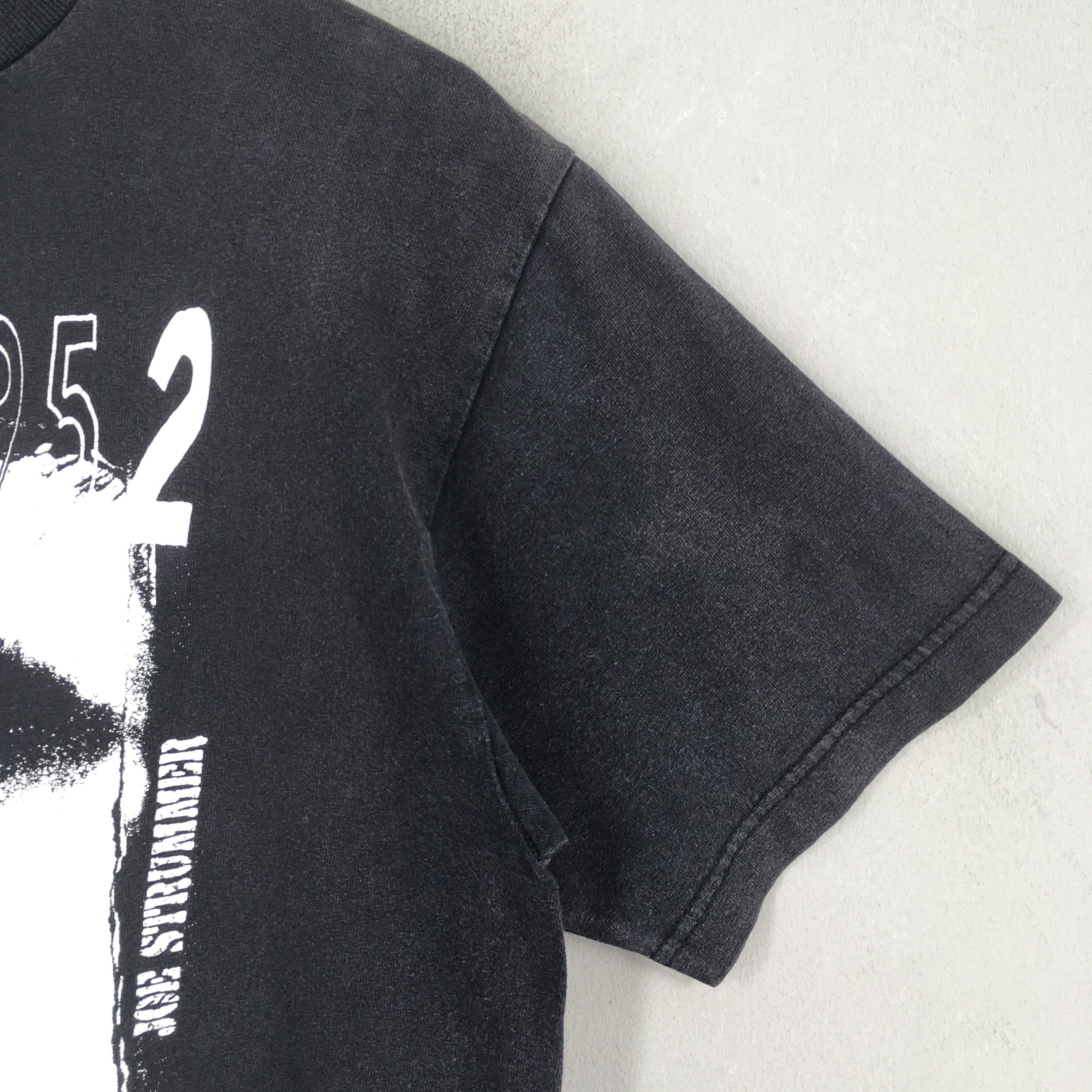 Band Tees × Vintage Vintage 80's Joe Strummer The Clash T shirt Medium Size US M / EU 48-50 / 2 - 4 Thumbnail