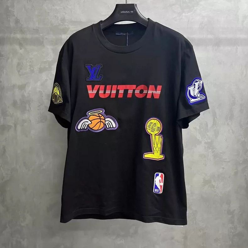 Louis Vuitton Louis Vuitton NBA Logo Graphic T-Shirt- DMC Size US XL / EU 56 / 4 - 1 Thumbnail
