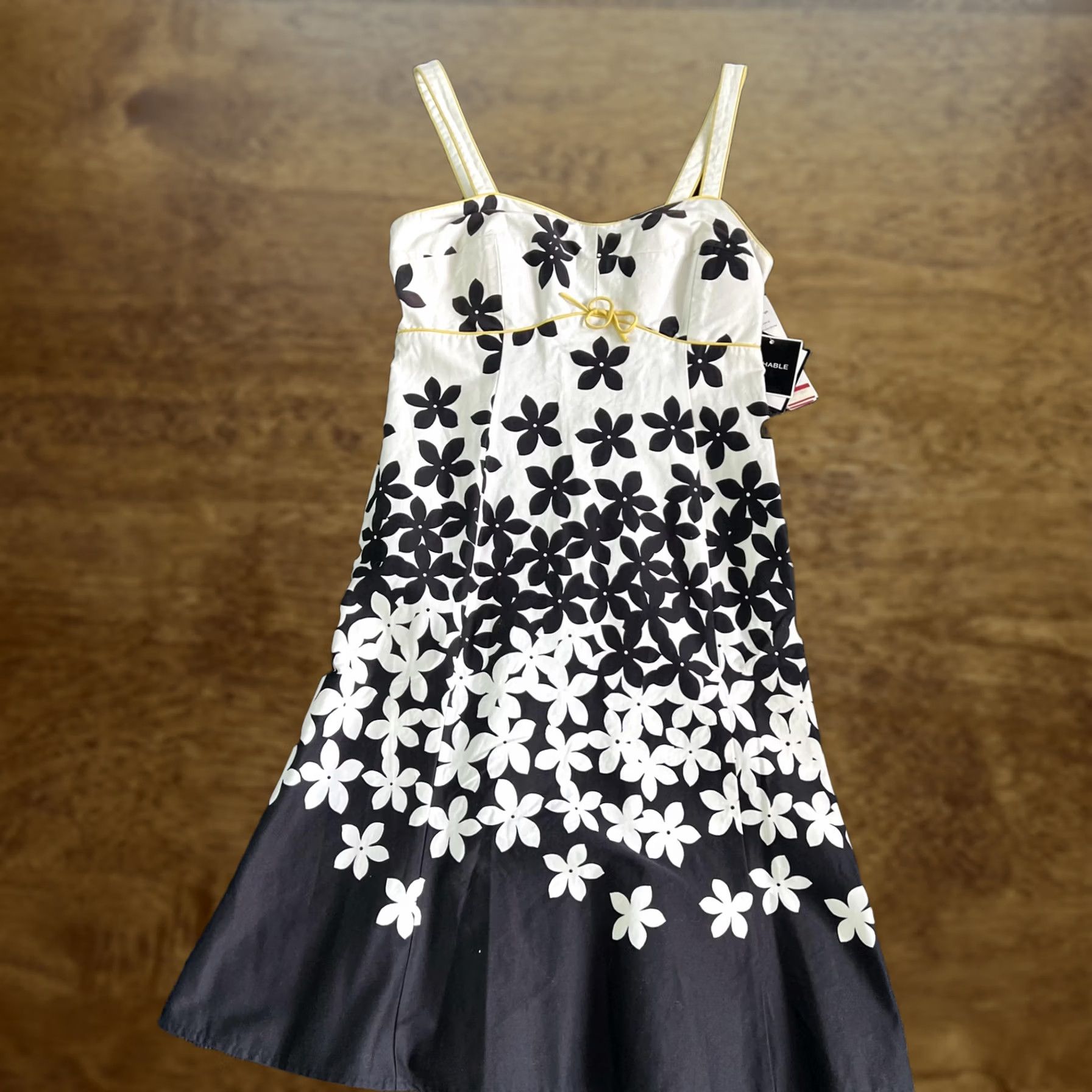 Madison Madison Leigh Dress Womens 12 Black White Floral Sundress Knee Length Sleeveless Sweetheart Stranger? Size XL / US 12-14 / IT 48-50 - 1 Thumbnail
