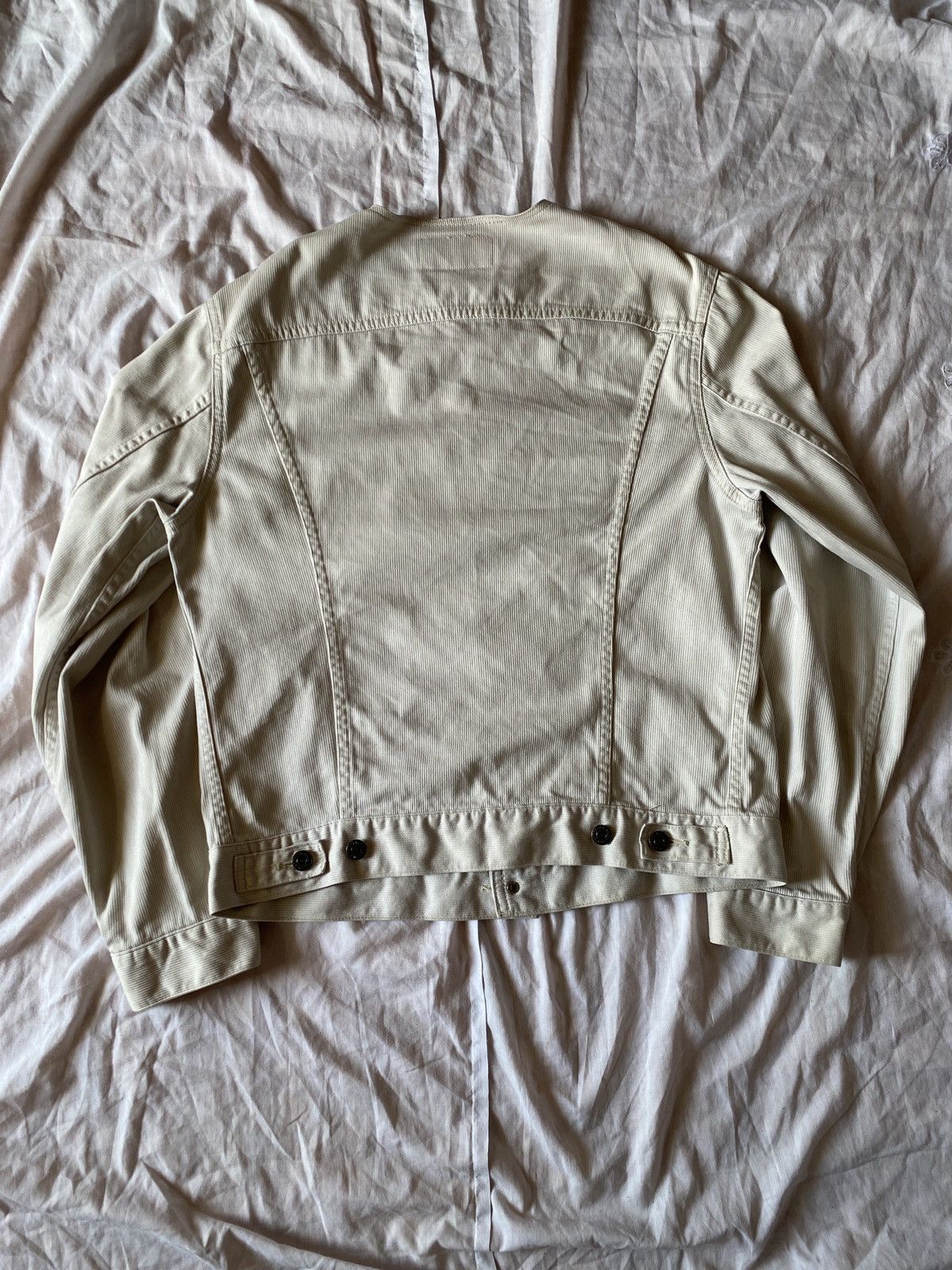 Levi's × Vintage vintage levi’s corduroy trucker jacket Size M / US 6-8 / IT 42-44 - 2 Thumbnail