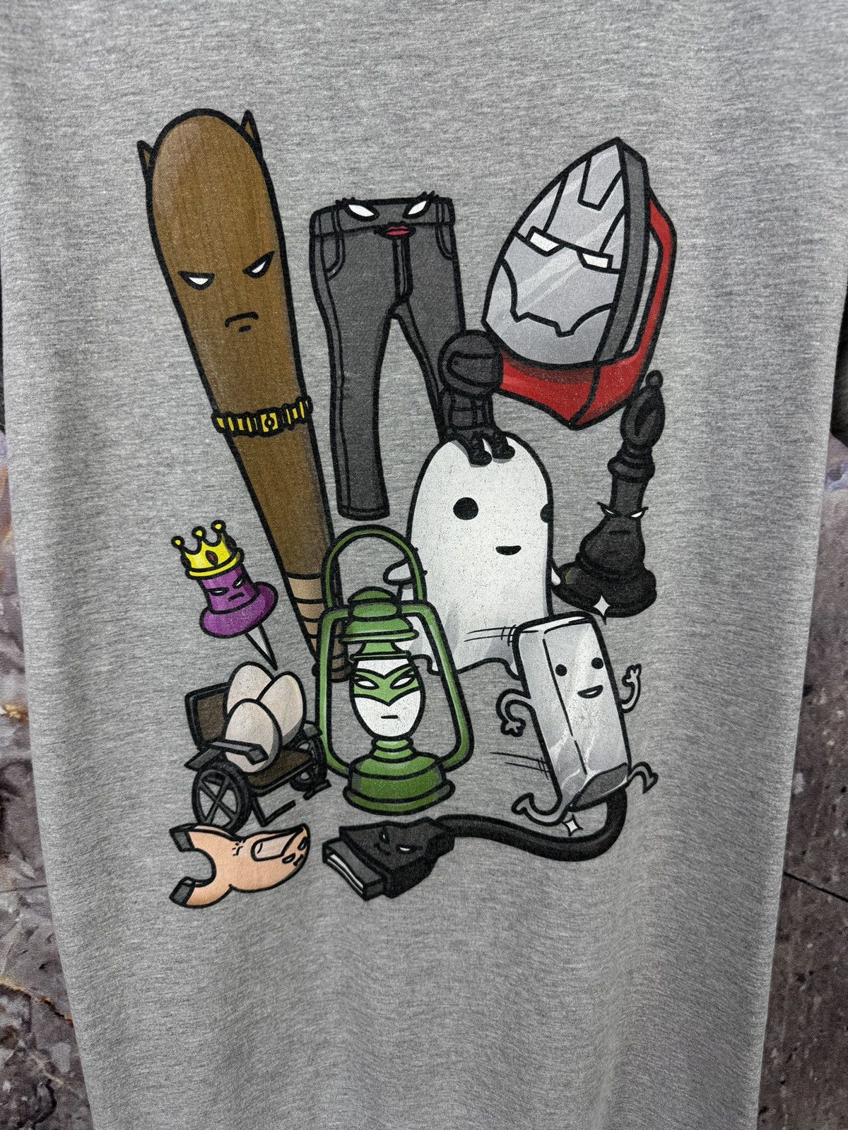 Gildan Gildan Grey Graphic T Shirt Mens Cartoon Print Casual Size US M / EU 48-50 / 2 - 5 Thumbnail