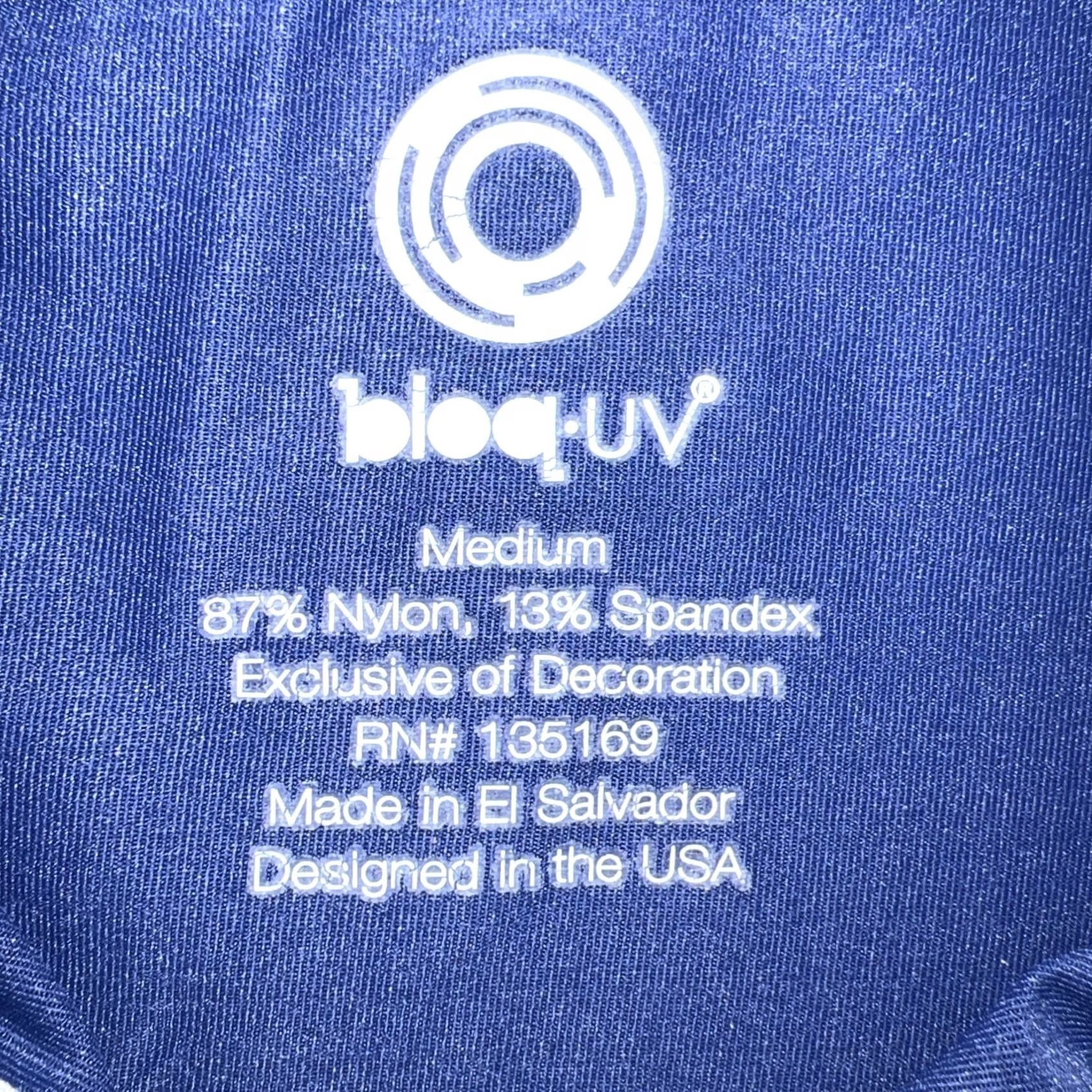 Vintage VINTAGE Bloq-UV Mauna Kea Hotel White Flower Logo Rash Guard L/S Shirt Jersey Medium Blue Surfer Logo Retro Men Women Shirt Size US M / EU 48-50 / 2 - 7 Thumbnail