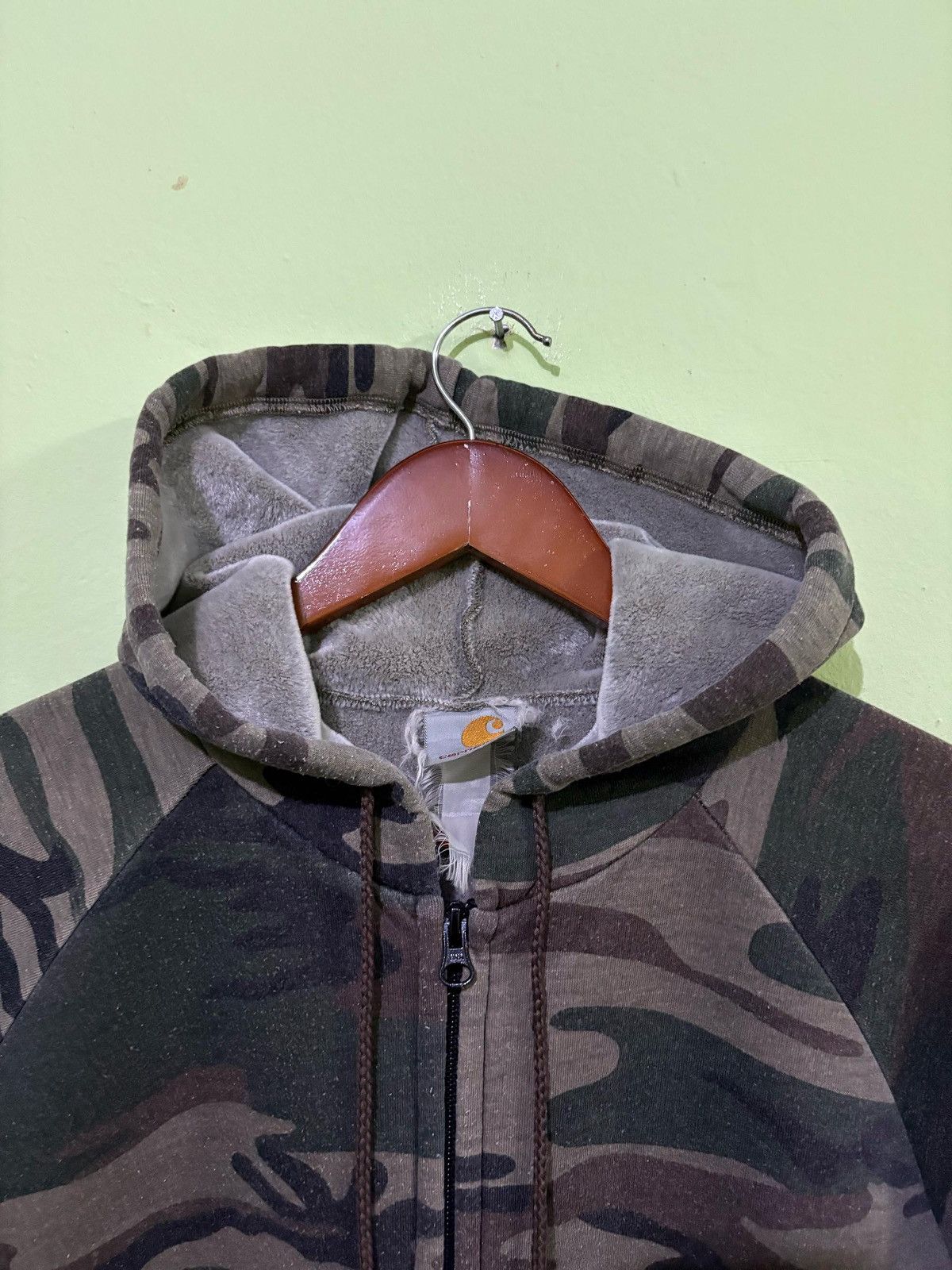 Carhartt VTG 90's Carhartt Camouflage Sweater Small Logo Design Size US L / EU 52-54 / 3 - 6 Thumbnail