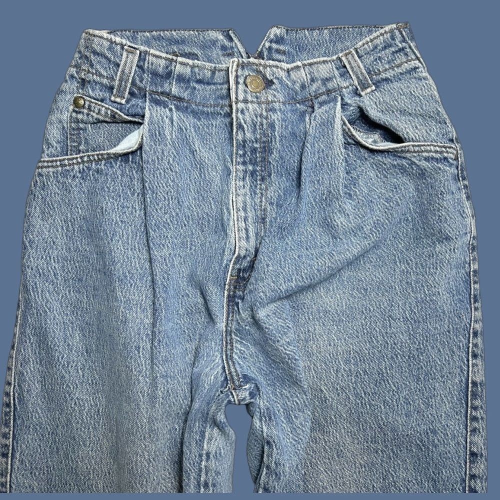 Levi's VINTAGE Levi's 573 Jeans Women High Waist Pleated Front 9 Blue Denim Tapered Jeans Womens Size 30" / US 8 / IT 44 - 1 Thumbnail