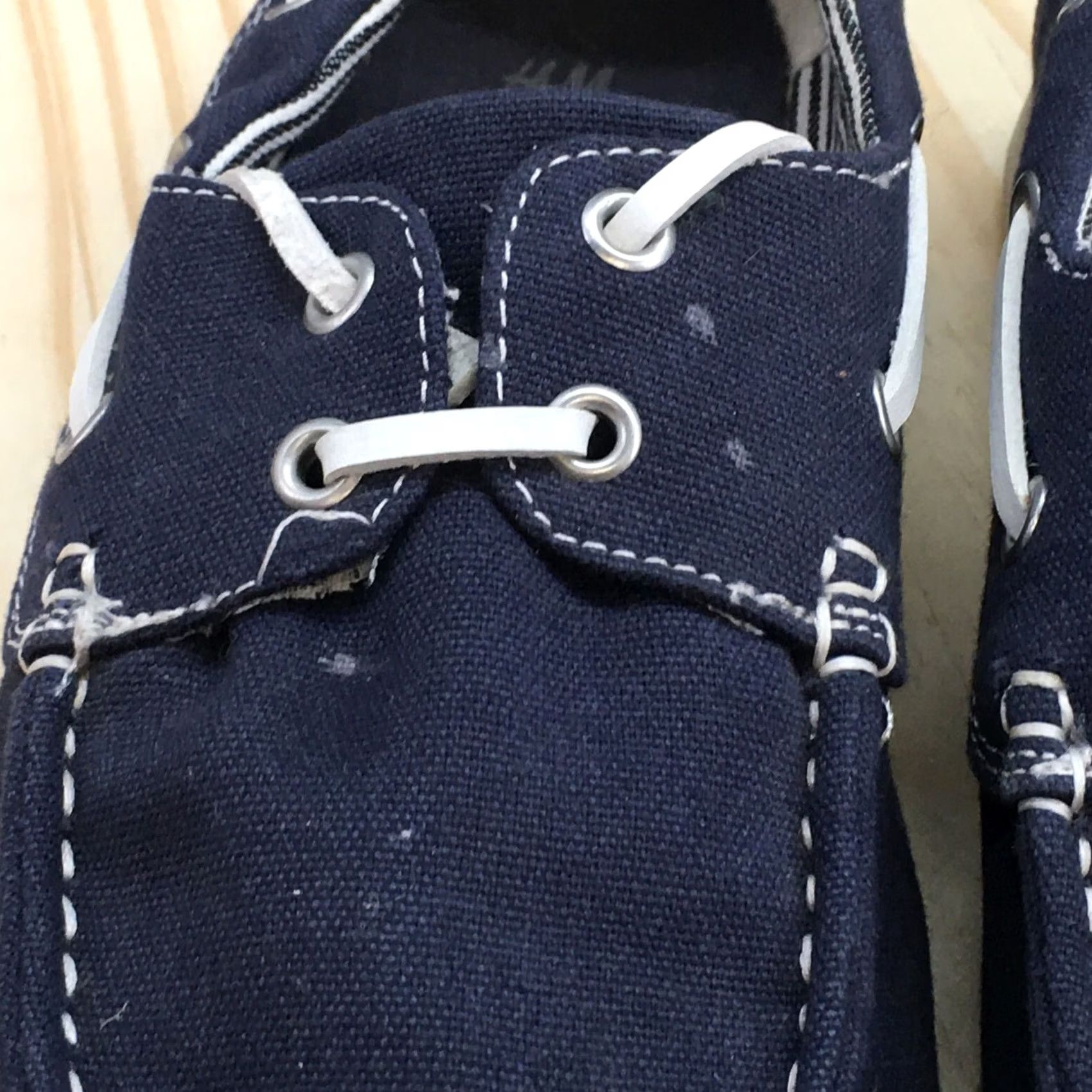 H&M H&M Boat Shoe Mens 42 Blue Fabric Lace Up Low Top Casual Sneakers Size US M / EU 48-50 / 2 - 6 Thumbnail