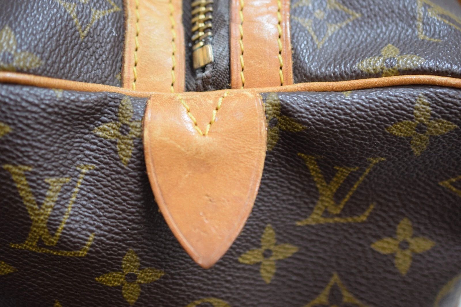 Louis Vuitton Louis Vuitton Sac Souple 35 Hand Bag Monogram Canvas M41626 Size ONE SIZE - 11 Thumbnail