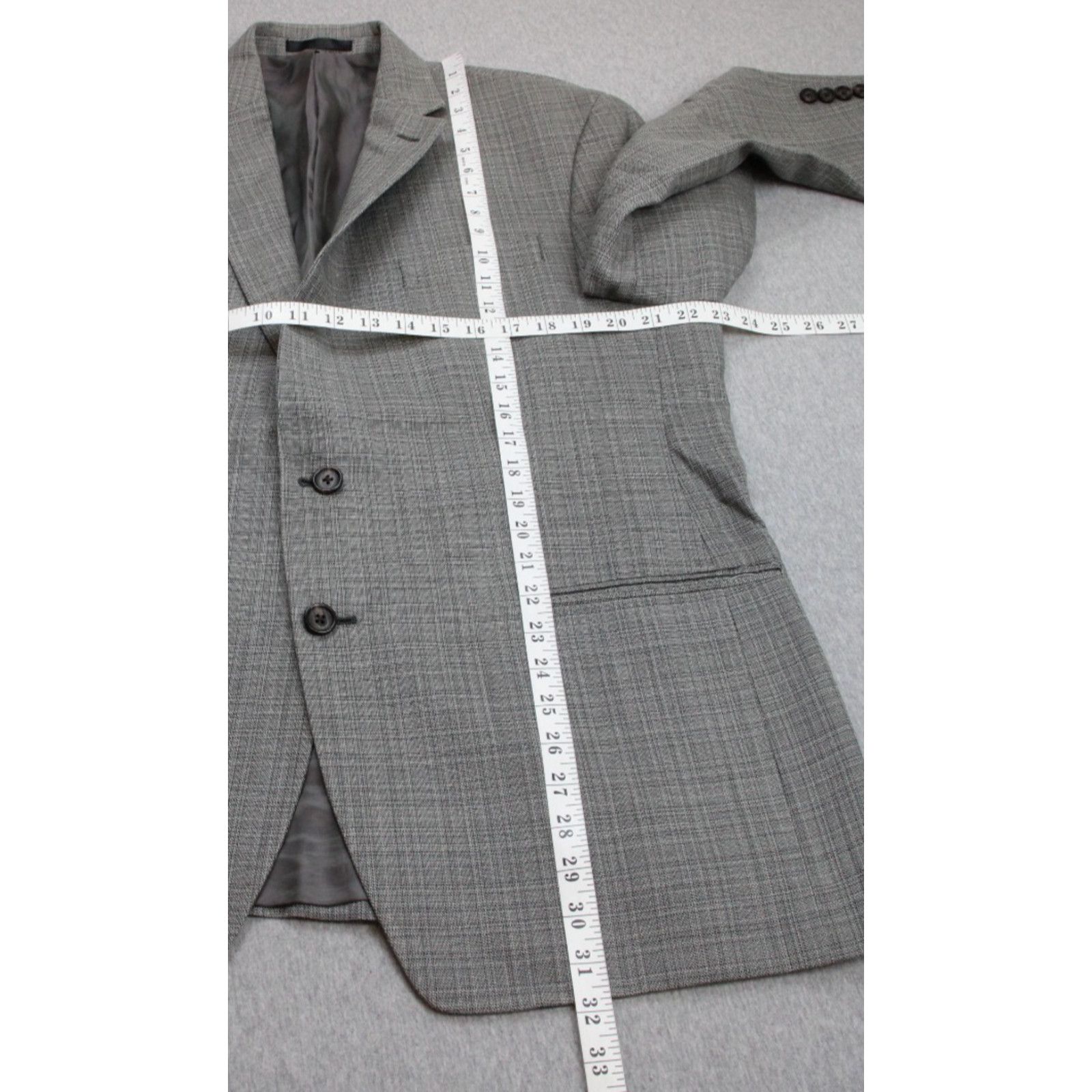 Lauren Ralph Lauren Lauren Ralph Lauren Blazer Mens 44R Gray Plaid Wool and Silk Size 44R - 7 Thumbnail