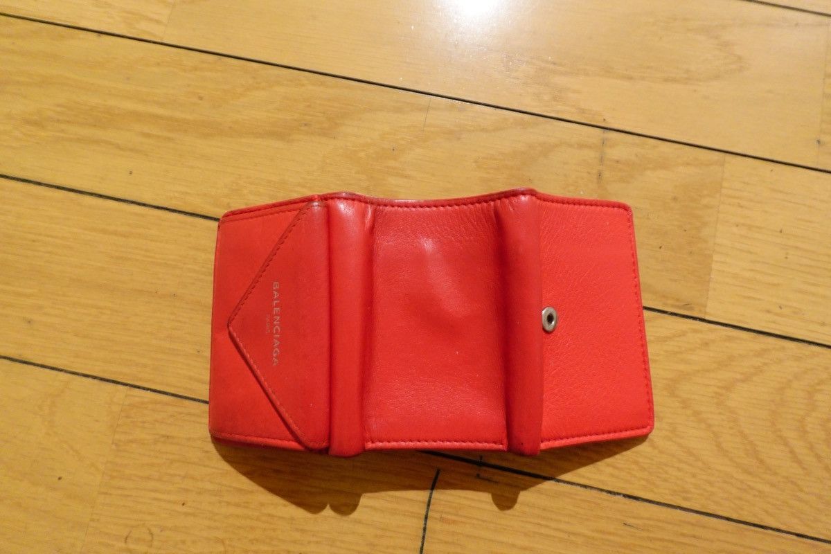 Balenciaga Balenciaga Red Leather Trifold Wallet Size ONE SIZE - 4 Thumbnail