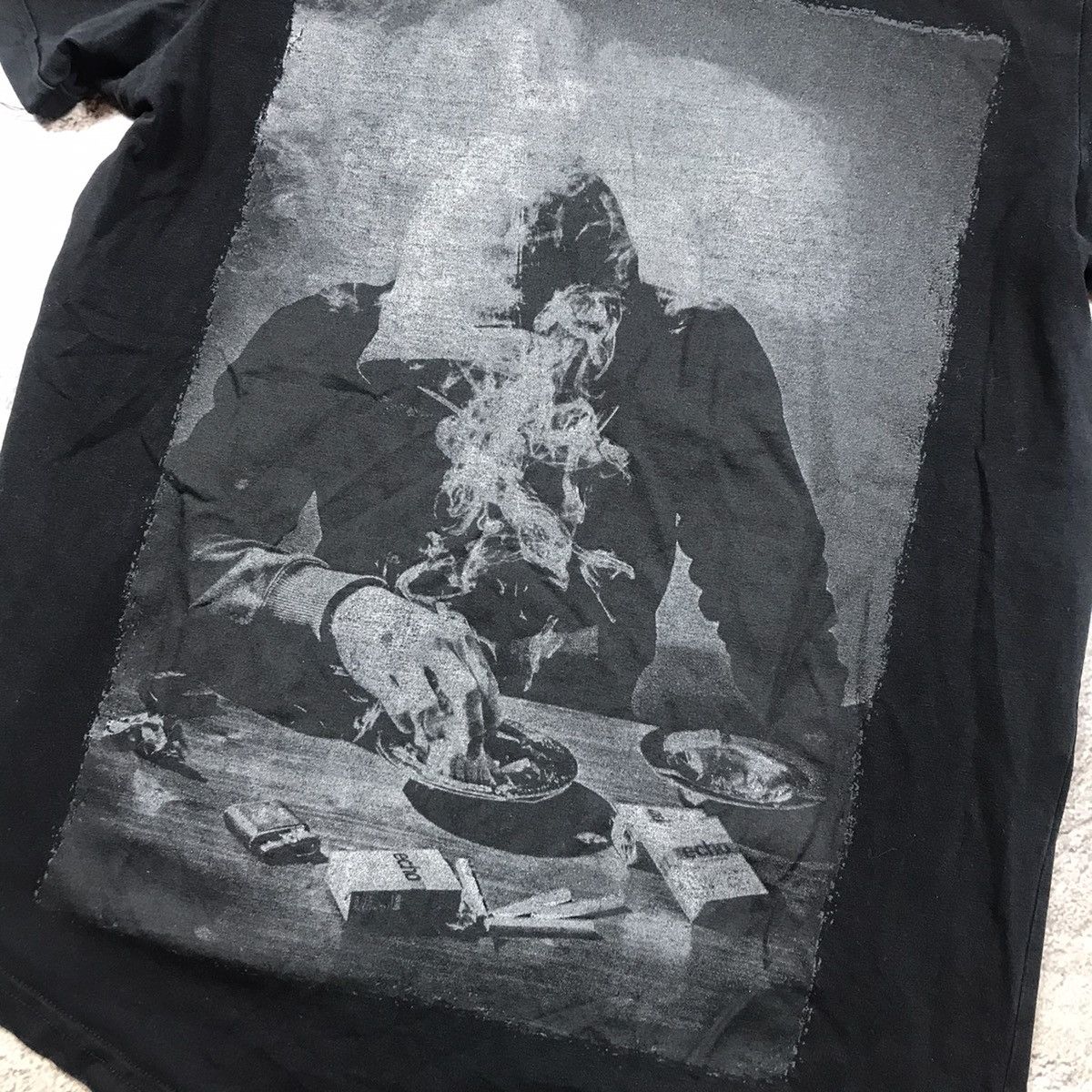 Vintage Vintage Y2K Faded Graphic Tee Dark Grunge Streetwear Baggy M Size US M / EU 48-50 / 2 - 4 Thumbnail
