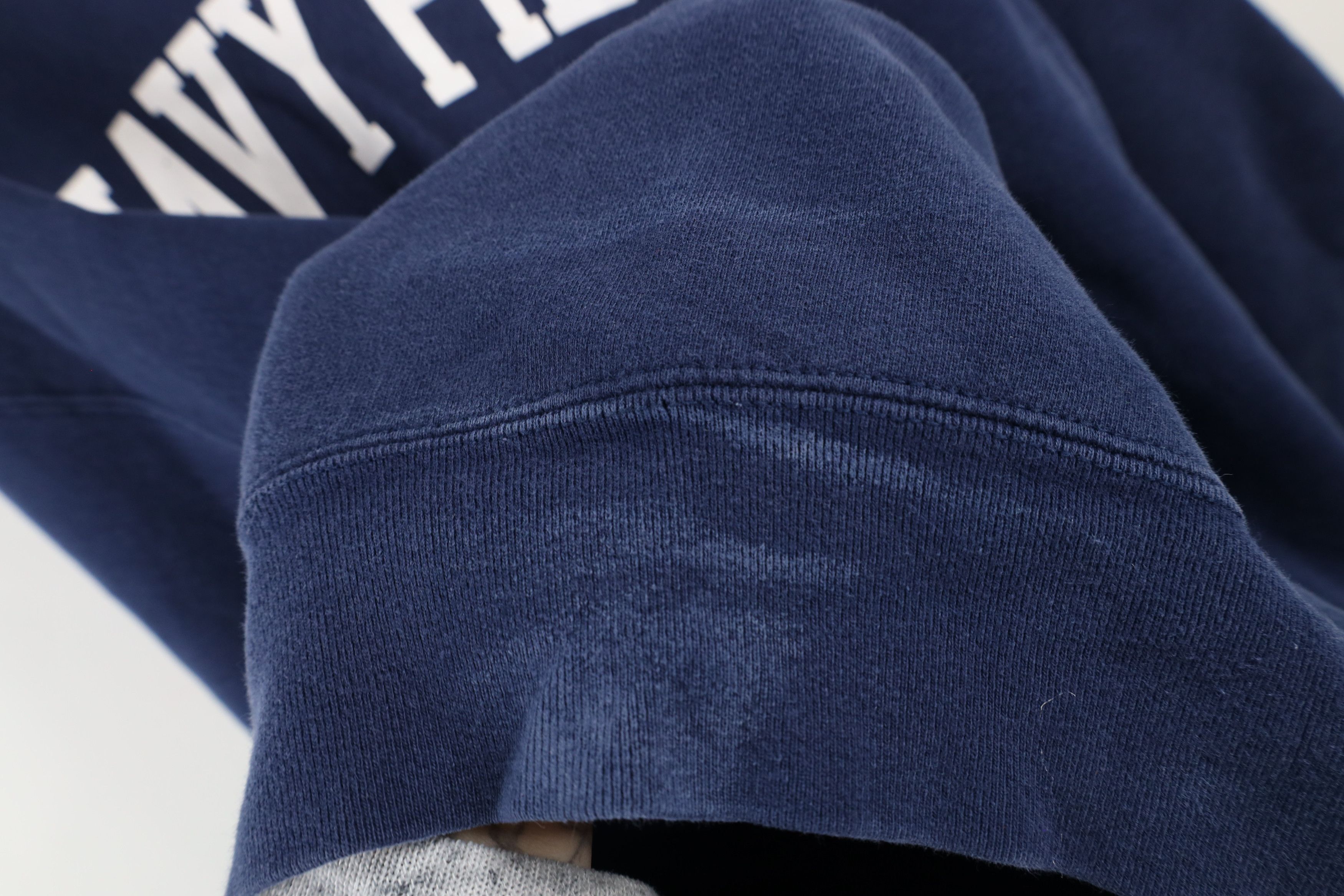 Vintage Vintage 90s Heavyweight Pier Chicago Hoodie Sweatshirt Blue Size US XL / EU 56 / 4 - 8 Thumbnail