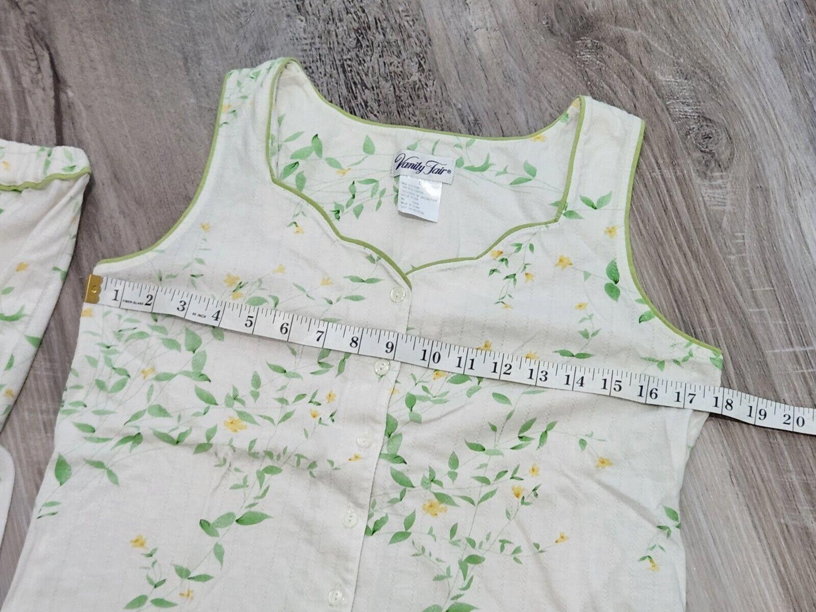 Designer Vintage Vanity Fair Pajama Set Small Capris Tank Scalloped Size ONE SIZE - 3 Thumbnail