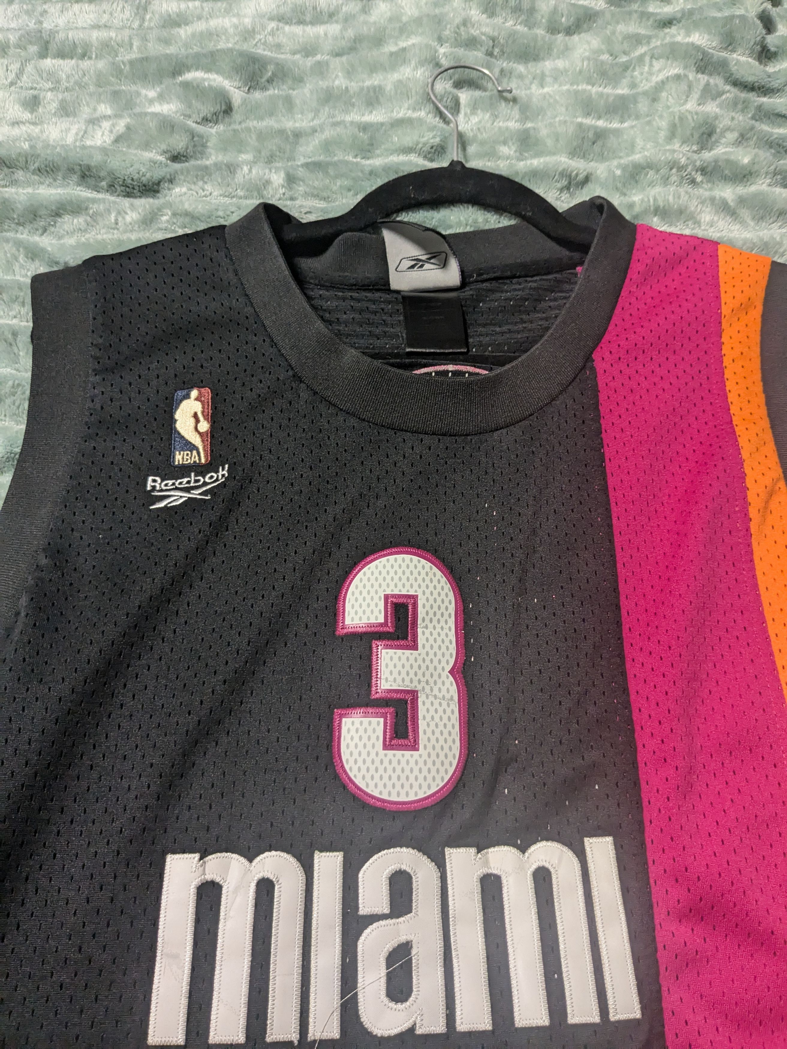 Reebok Dwayne Wade throwback jersey Size US L / EU 52-54 / 3 - 1 Thumbnail
