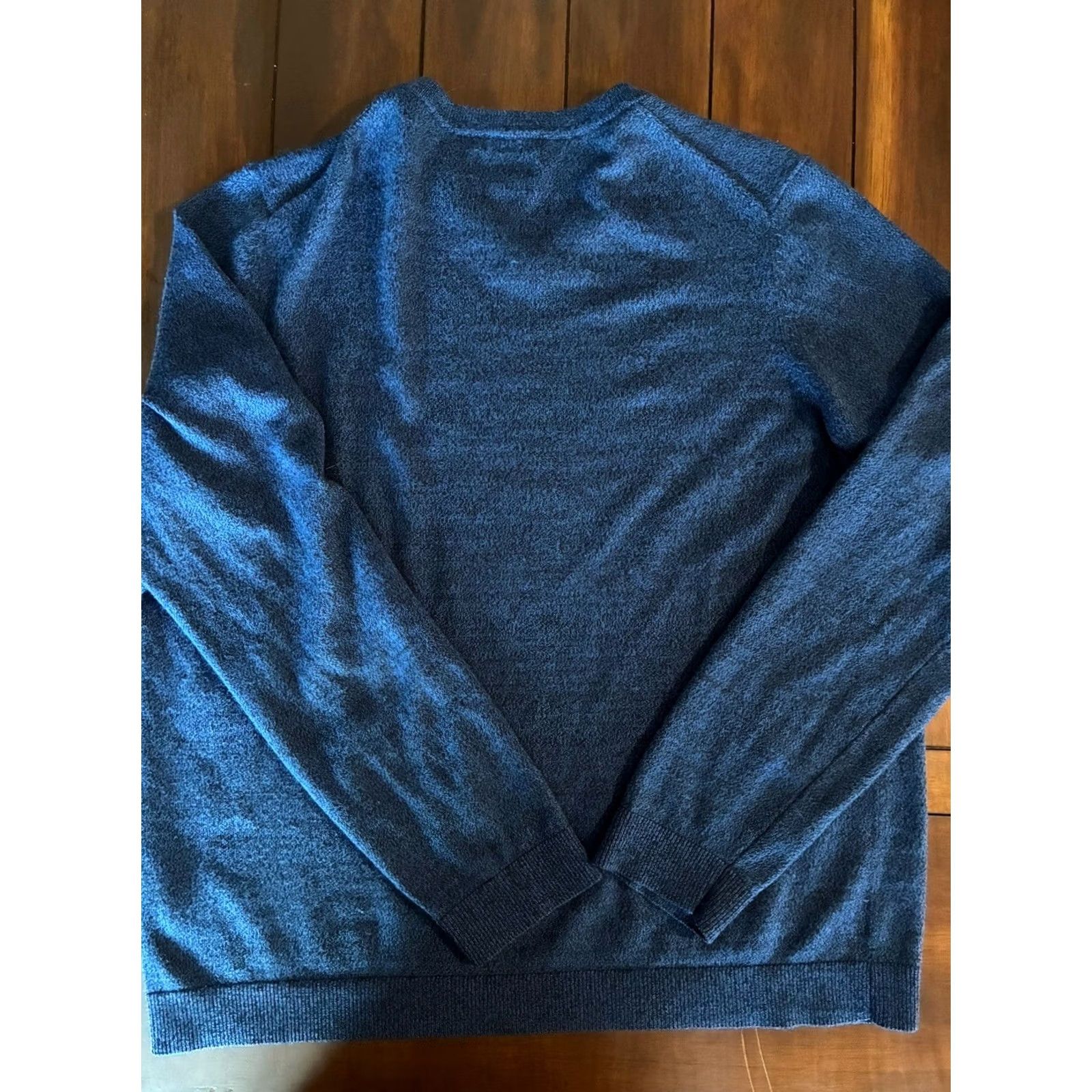 Apt. 9 APT.9 Men’s Light Blue V-Neck Sweater XL Merino Wool Blend Pullover Knit Solid Long Sleeve Shirts Mens Size US XL / EU 56 / 4 - 8 Thumbnail