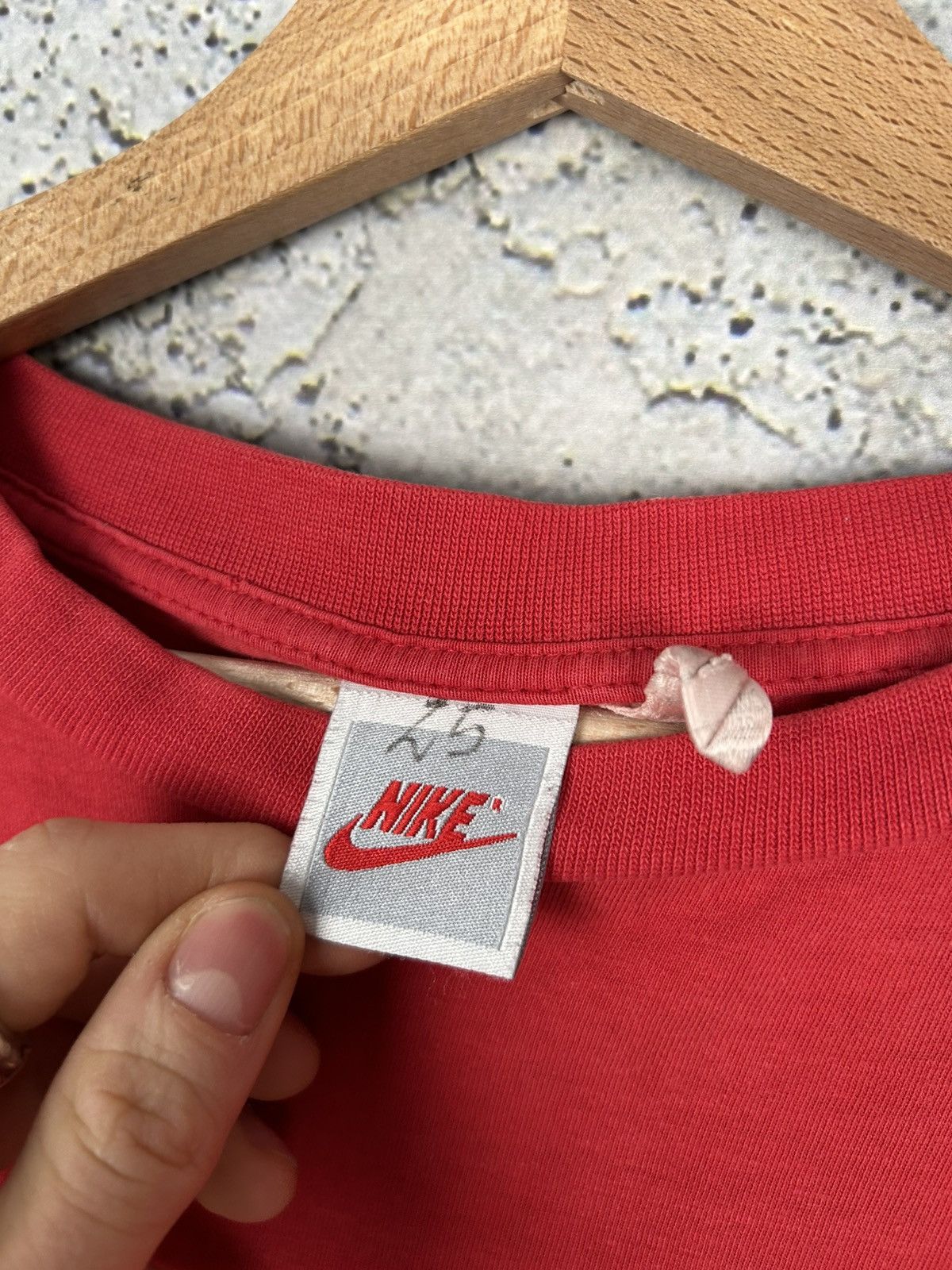 Nike Vintage Nike Air Grey Tag Graphic Tee 90s Hype Sport Size US L / EU 52-54 / 3 - 4 Thumbnail