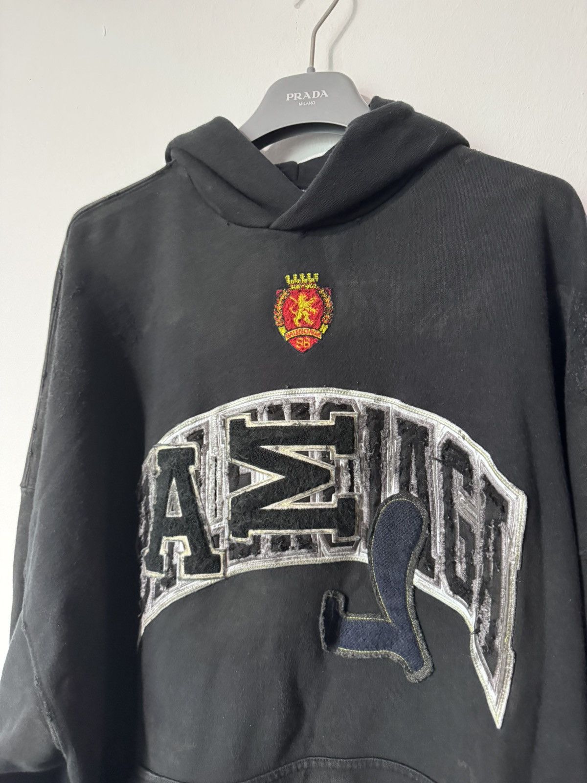 Balenciaga Balenciaga Oversized Skater Hoodie Size US L / EU 52-54 / 3 - 3 Thumbnail