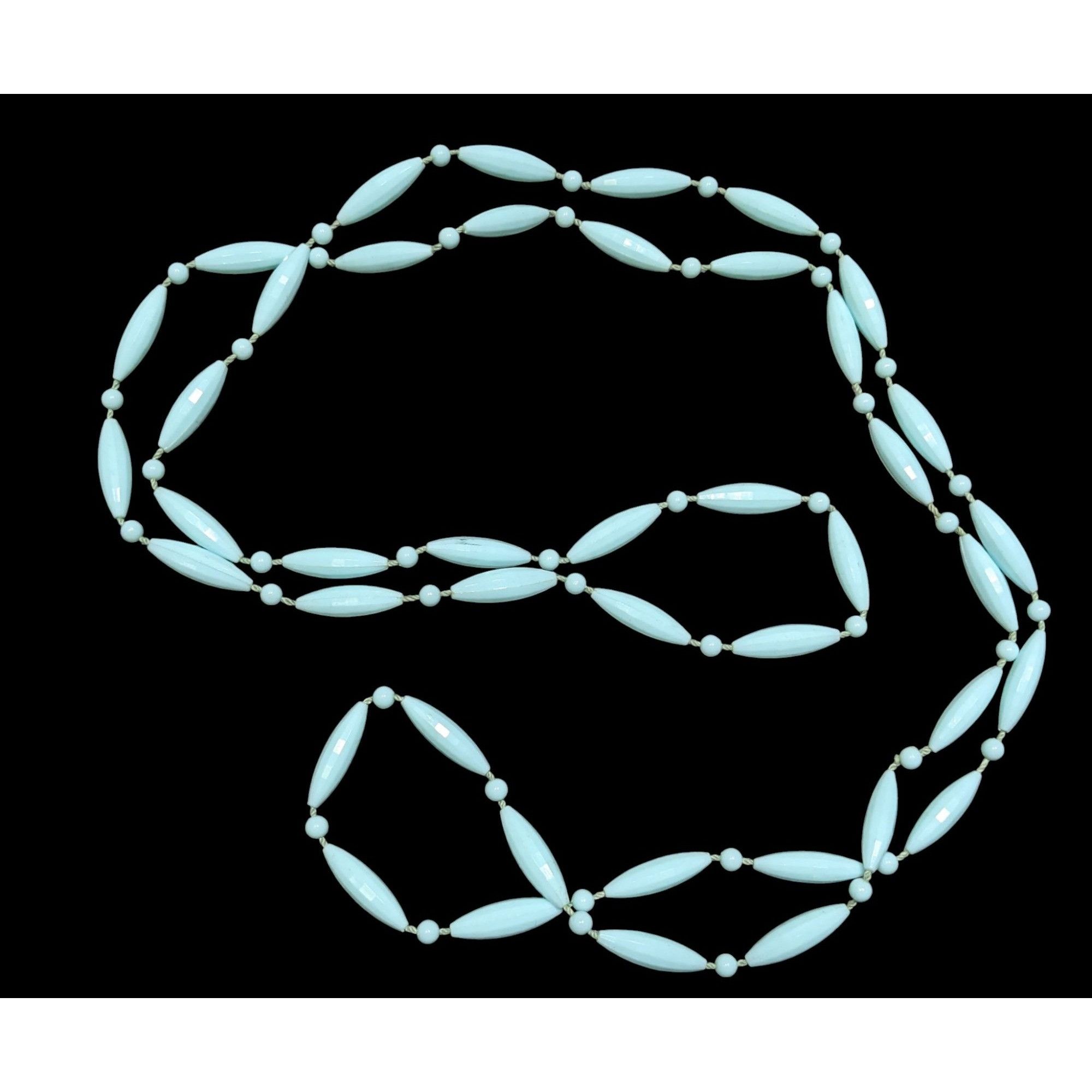 Other Vintage Retro Pastel Blue Faceted Beaded Necklace Size ONE SIZE - 1 Thumbnail