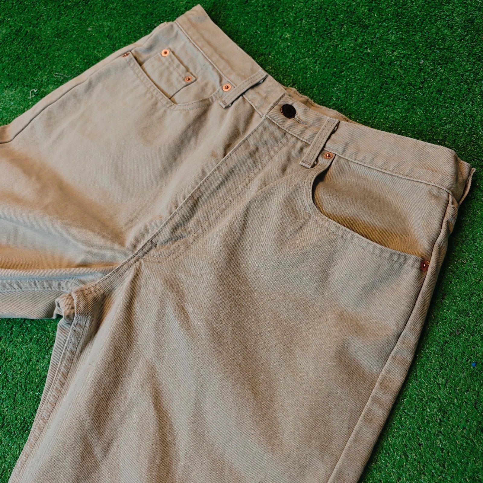 Levi's Vintage Clothing Vinatge Levi's 615 Jeans Mens 34x34 Beige straight 90s Size US 34 / EU 50 - 12 Thumbnail